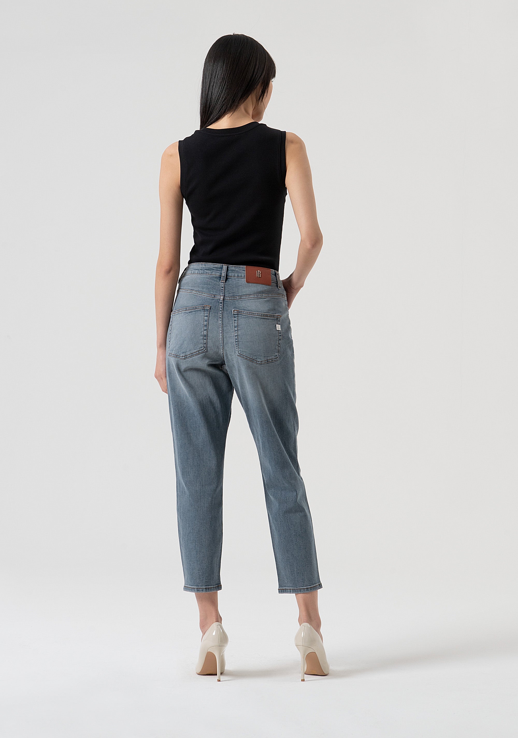 Jeans carrot mom fit made in blue grey denim with middle wash Fracomina FP25WVD005D46093-C41-3