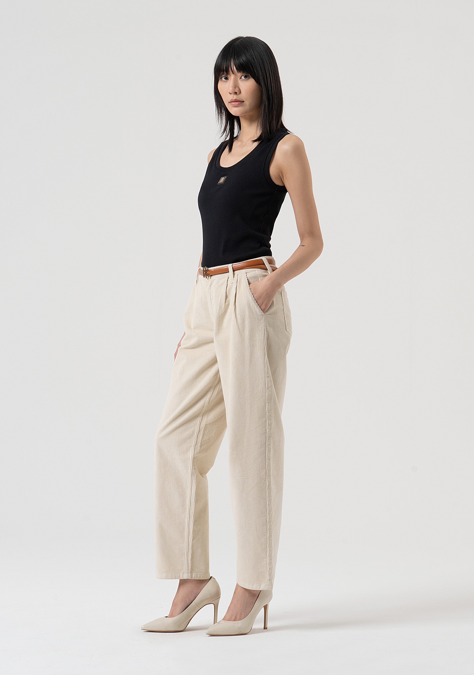 Carrot pant made in velvet with paired belt Fracomina FP25WVD014W56701-508-3