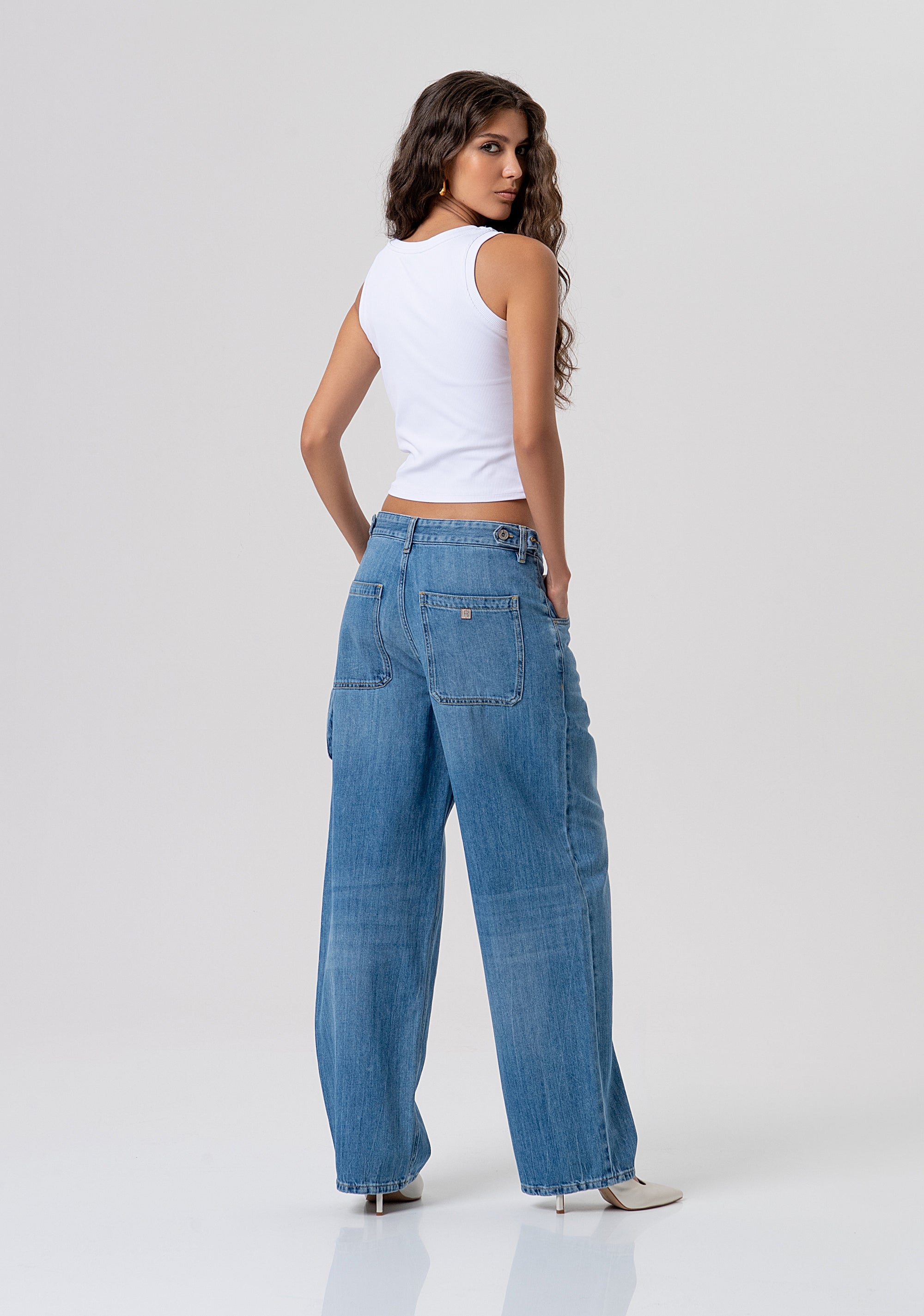 Jeans carrot with light wash Fracomina FP26SV2005D41902-258-3