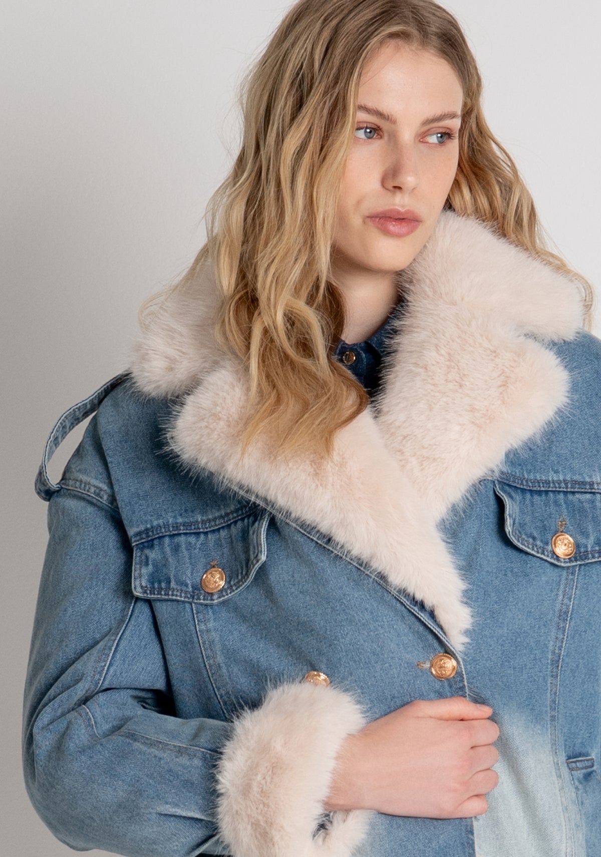 Jacket over fit made in denim with vintage wash and with fake fur Fracomina FP26WJ4002D40904-337-4