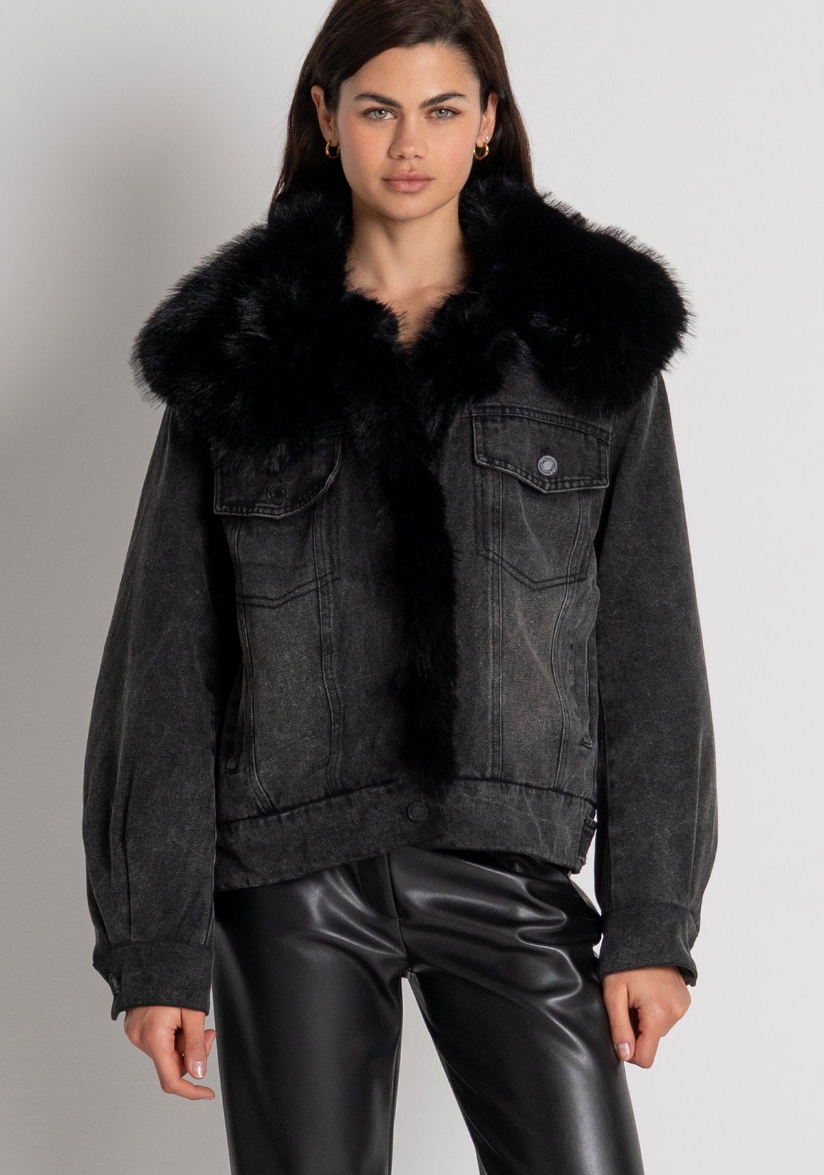 Jacket regular fit made in black denim with middle wash and with fake fur Fracomina FP26WJ4003D40993-M67-2