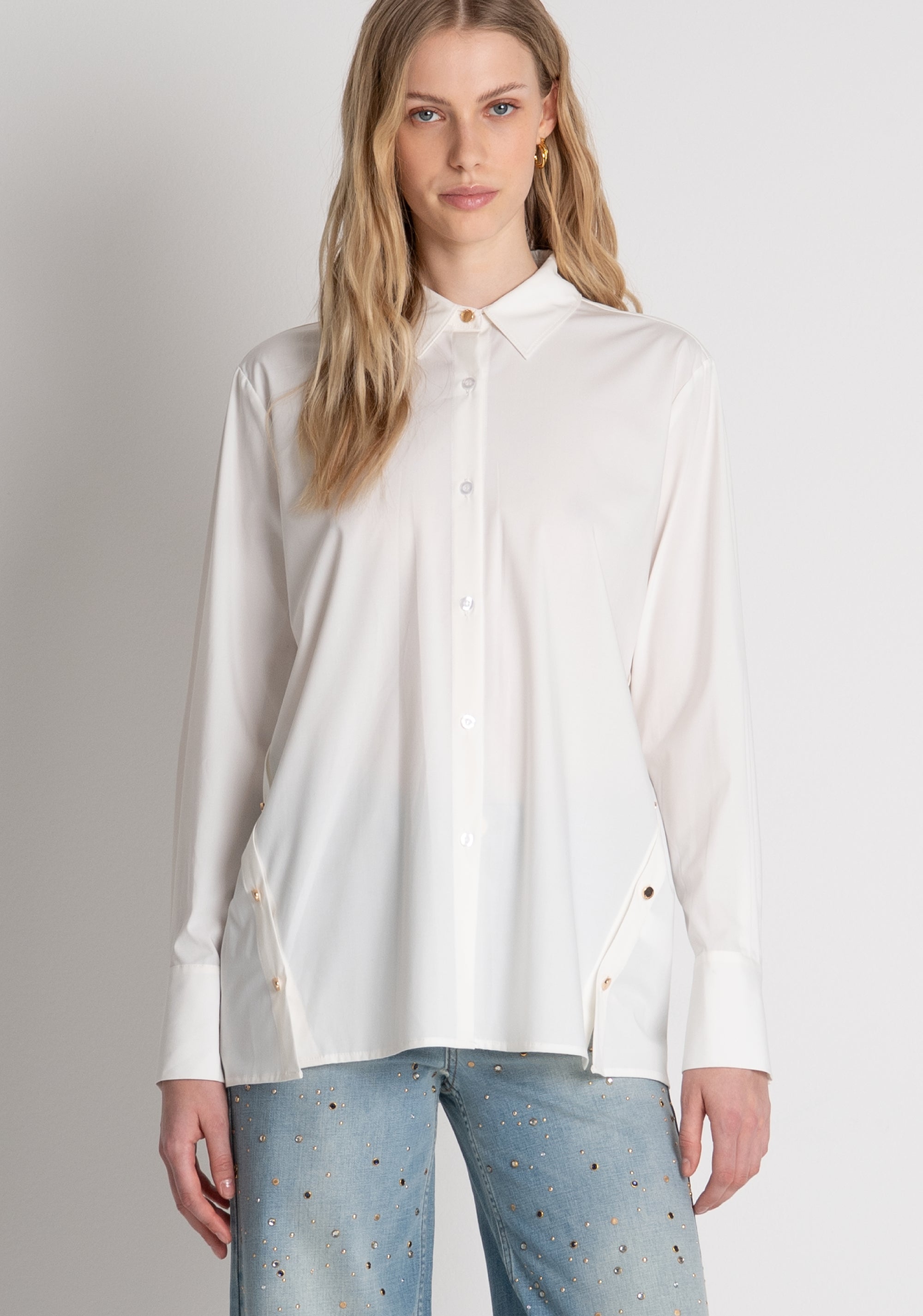 Shirt over fit with buttons at the bottom Fracomina FP26WT6008W58401-108-2
