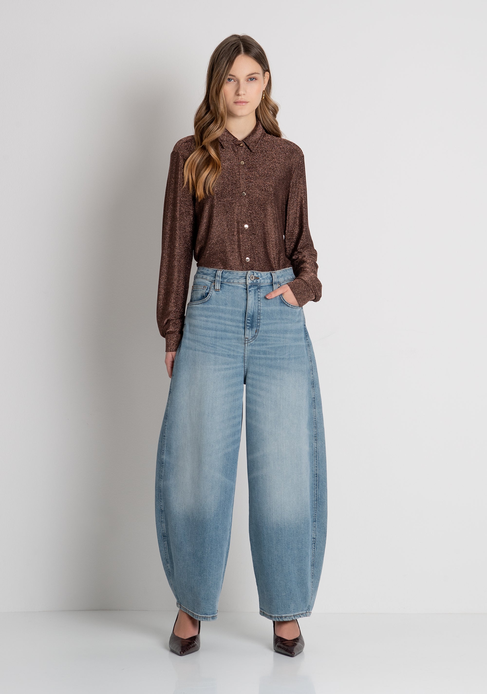 Jeans carrot balloon made in denim with middle light wash Fracomina FP26WVD006D45003-275-2