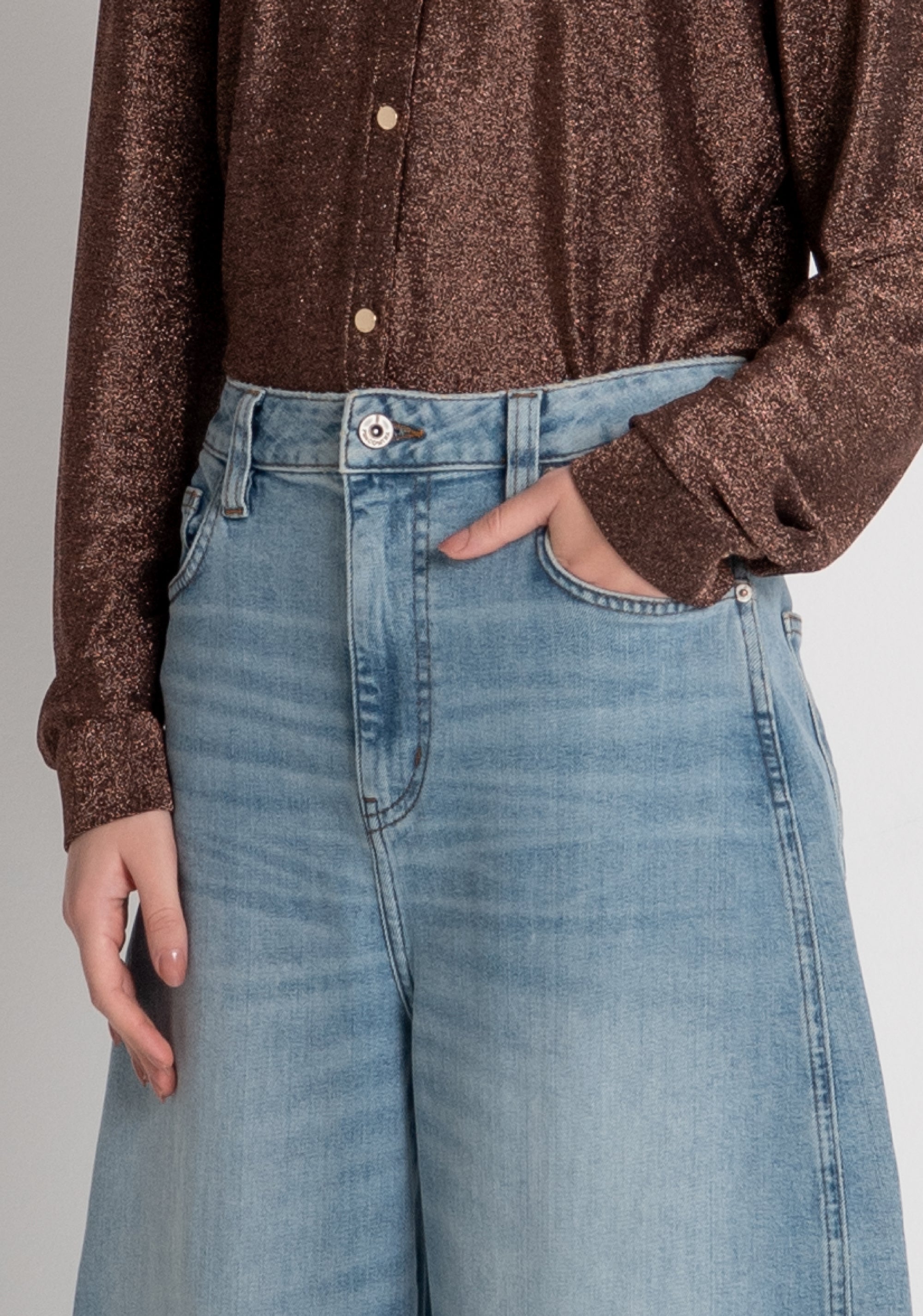 Jeans carrot balloon made in denim with middle light wash Fracomina FP26WVD006D45003-275-3