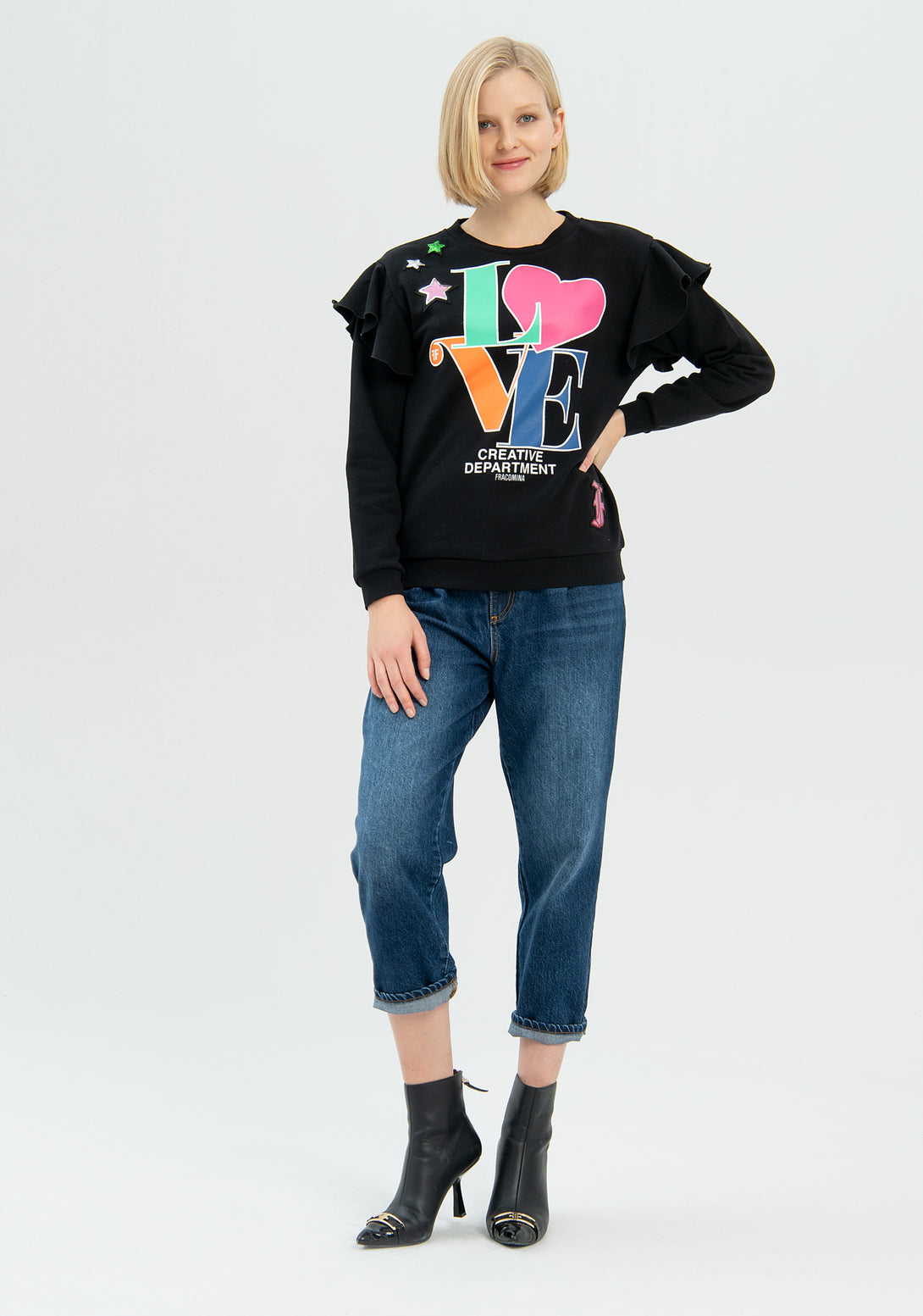Sweater regular fit with multi color lettering print