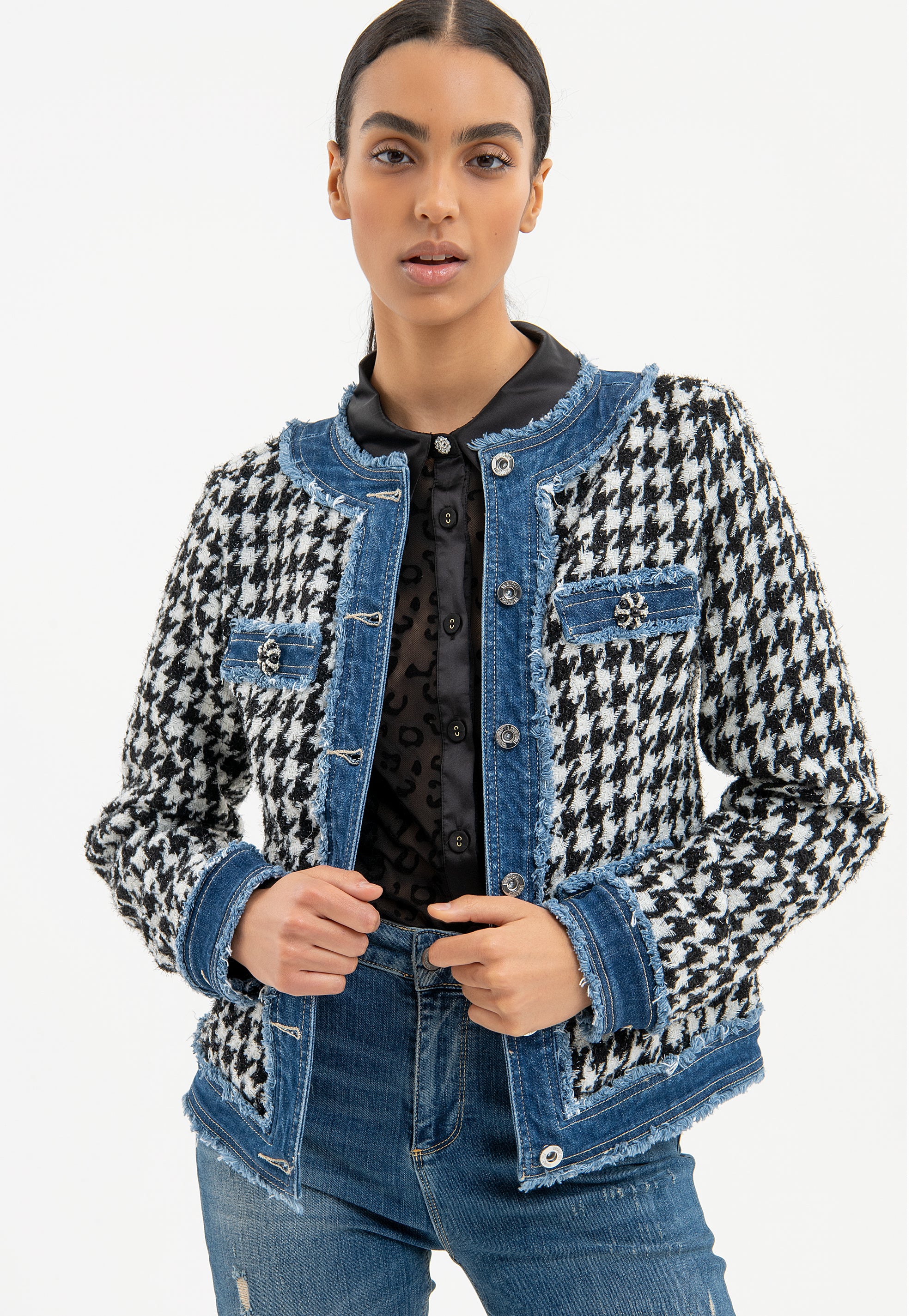 Chanel jacket regular fit made in pied de poule fabric FR23WJ4003W63301 ...