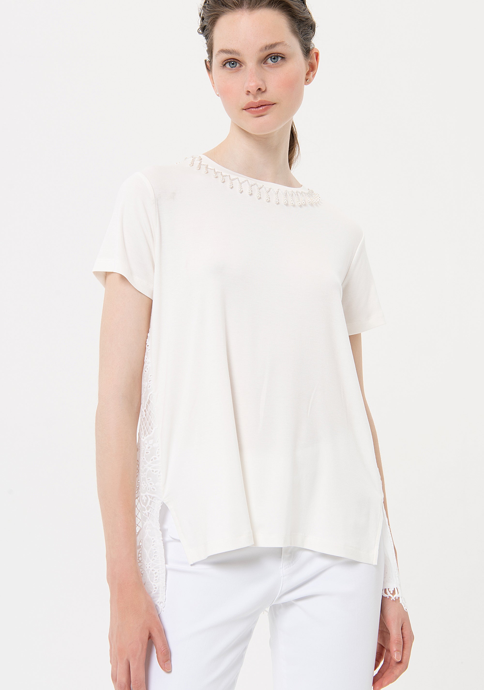 Blouse wide fit with lace detail on the back Fracomina FR24ST1004J467G1-108-1
