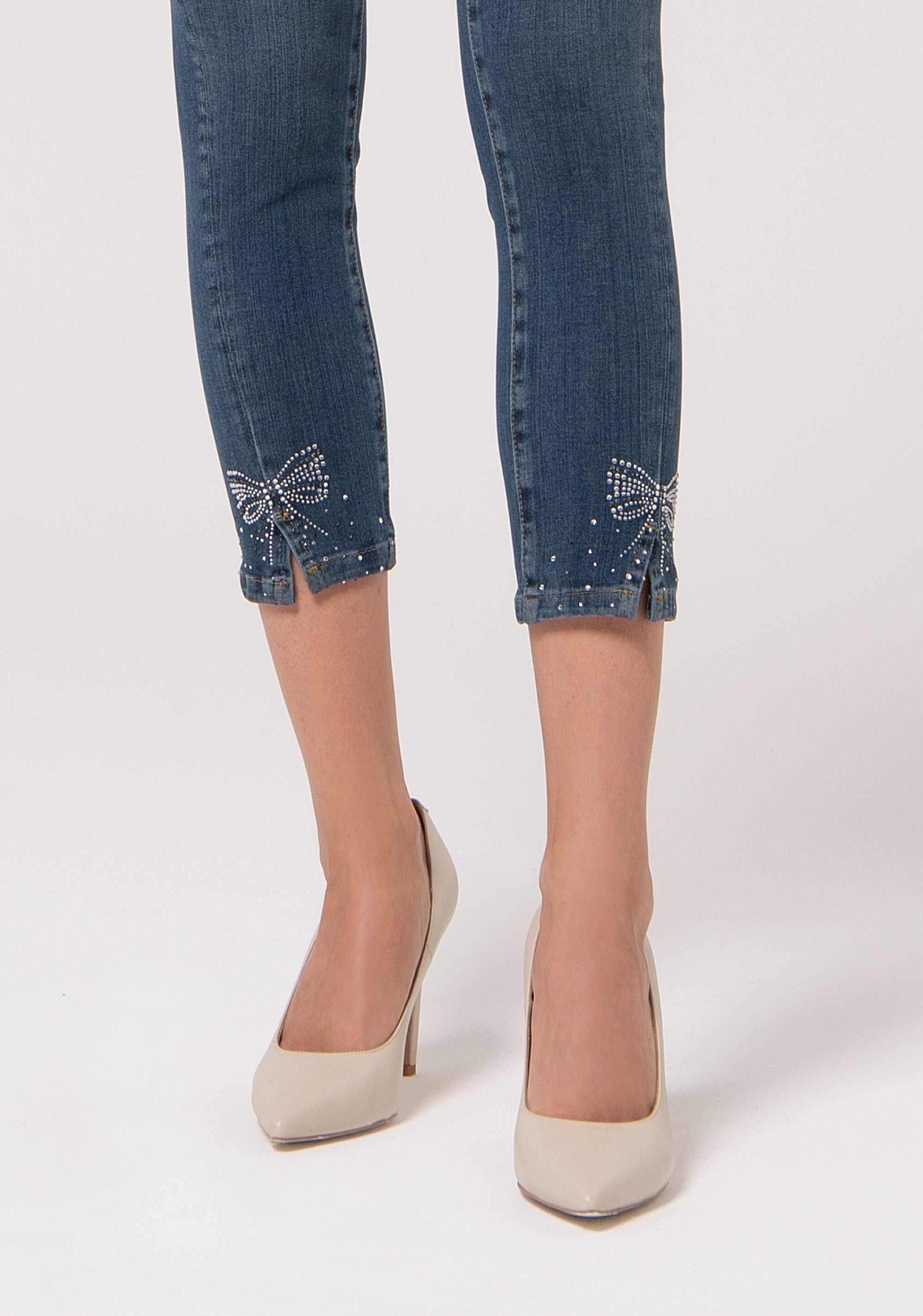 Jeans cropped with shape-up effect made in denim with middle wash Fracomina FR24WV9002D408R9-987-4