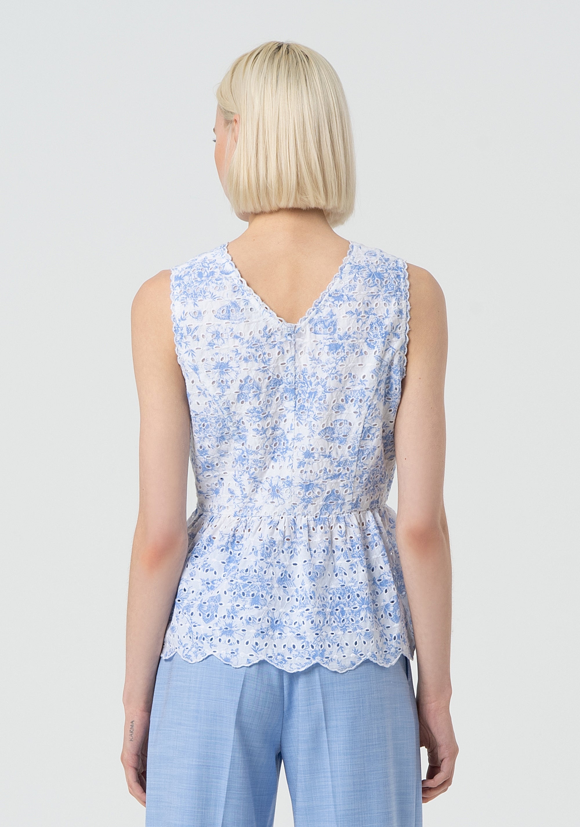 Tank top made in San Gallo lace with flowery pattern Fracomina FR25ST1009W404R8-L62-4