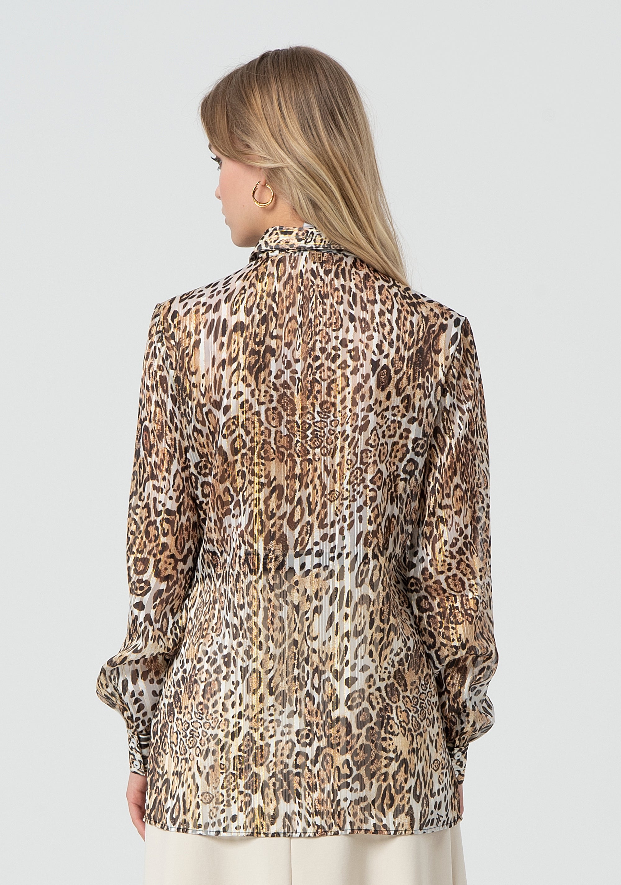 Blouse regular fit made in georgette with animalier print FR25ST6018W777J8-388 Fracomina