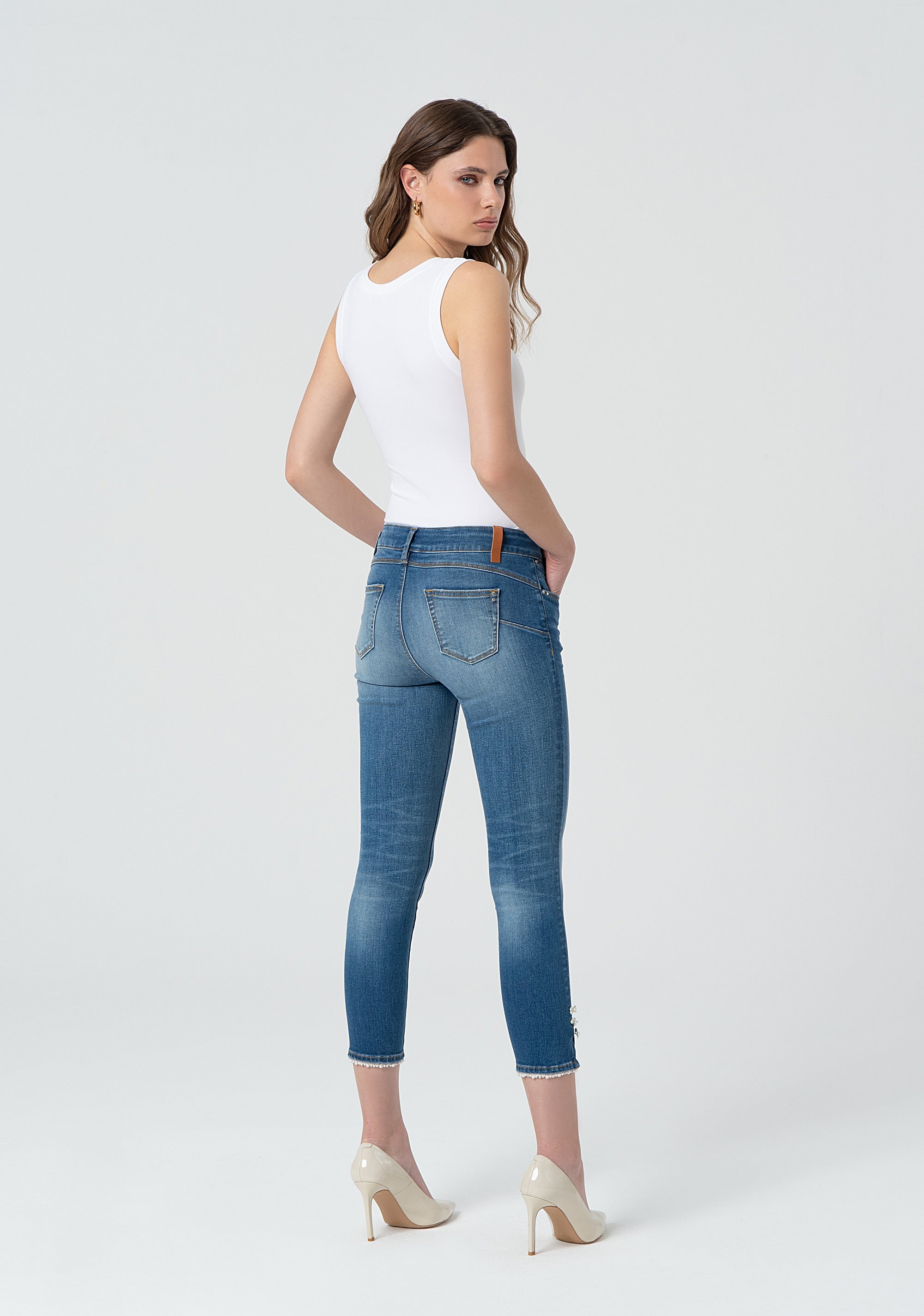 Jeans cropped with push-up effect made in denim with middle wash Fracomina FR25SV9002D46093-349-4