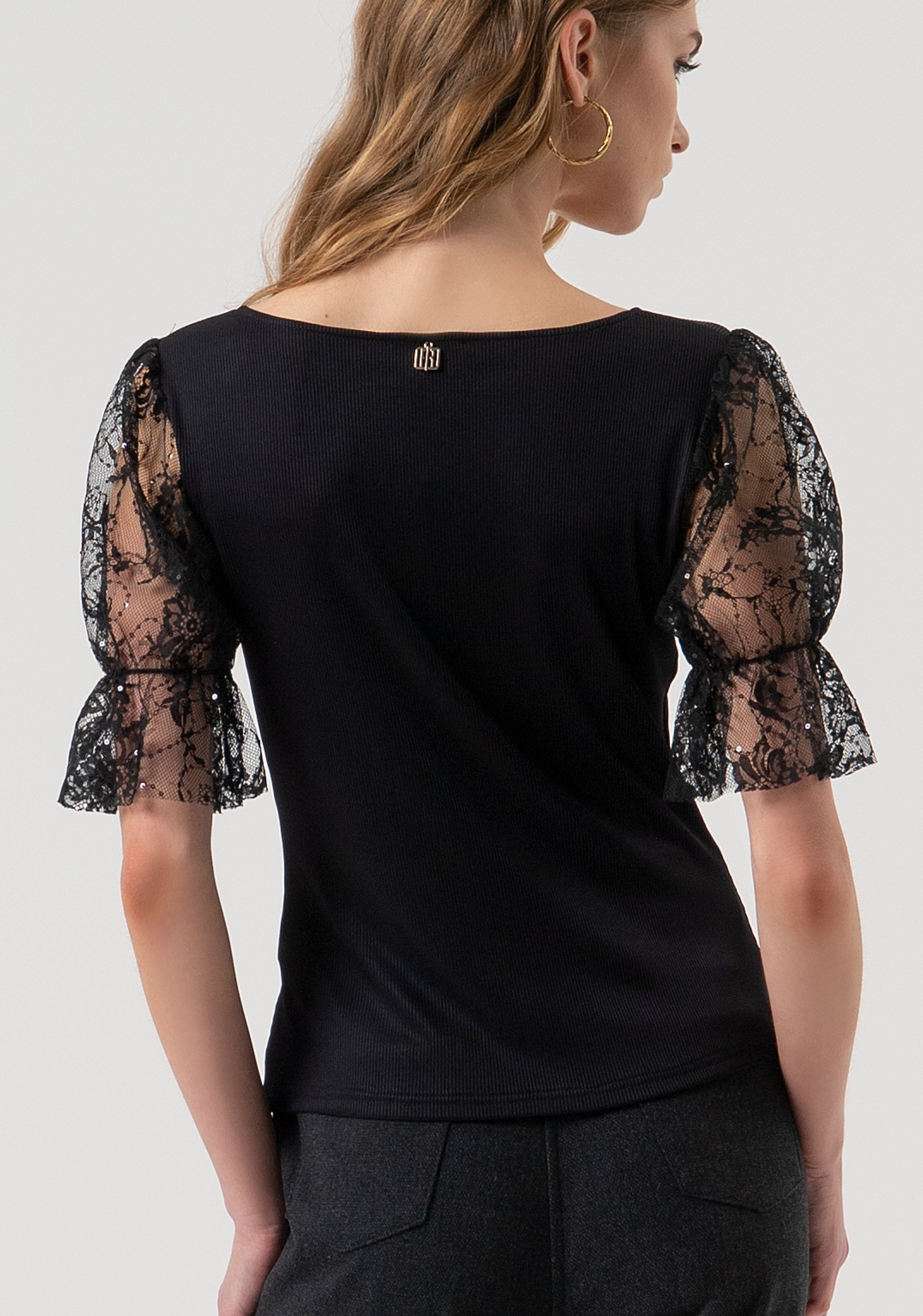 T-shirt slim fit with short puffball sleeves made in lace Fracomina FR25WT3031J463G1-053-3