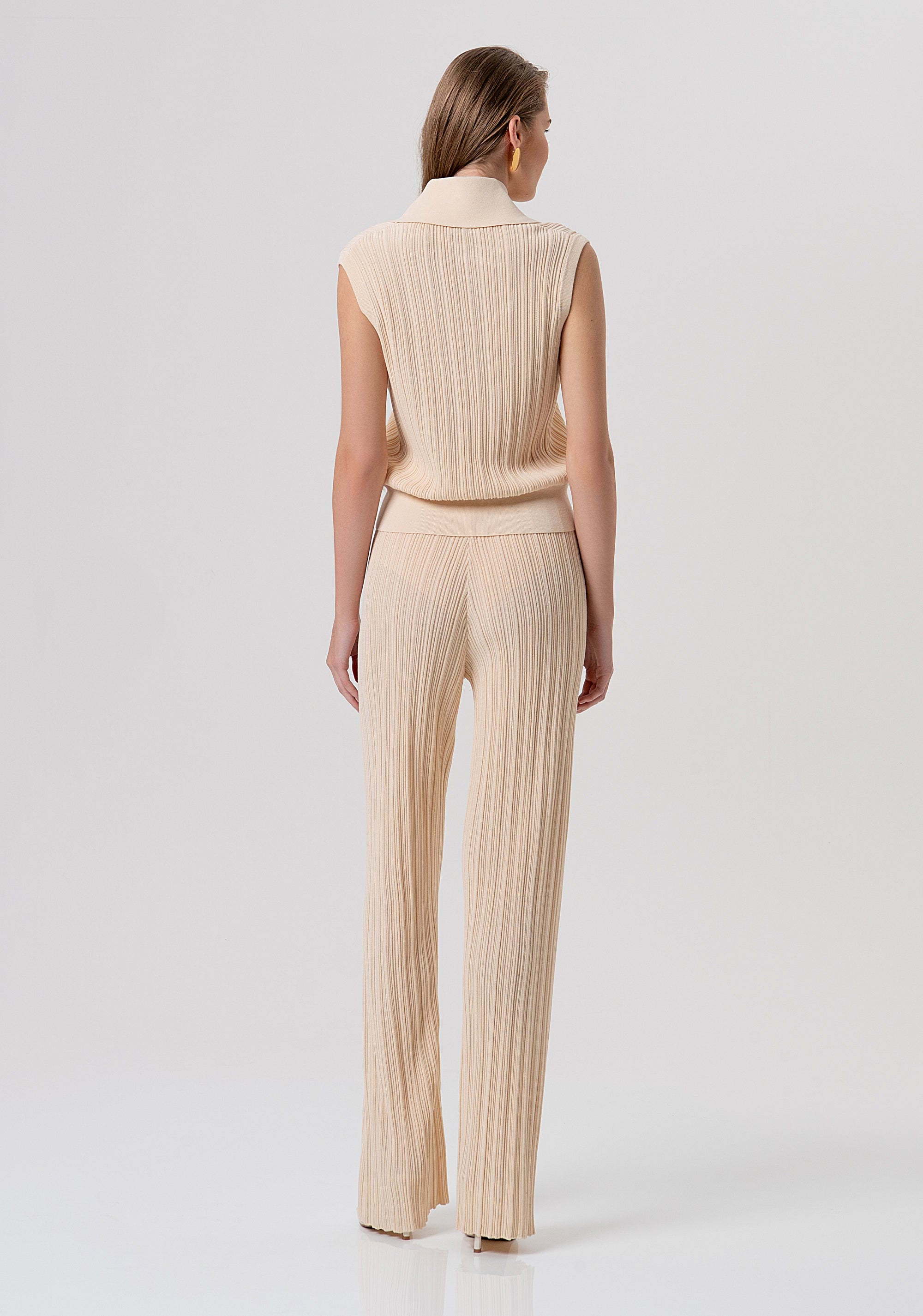 Knitted pant regular fit with plissè effect Fracomina FR26SV3020K41801-B59-3