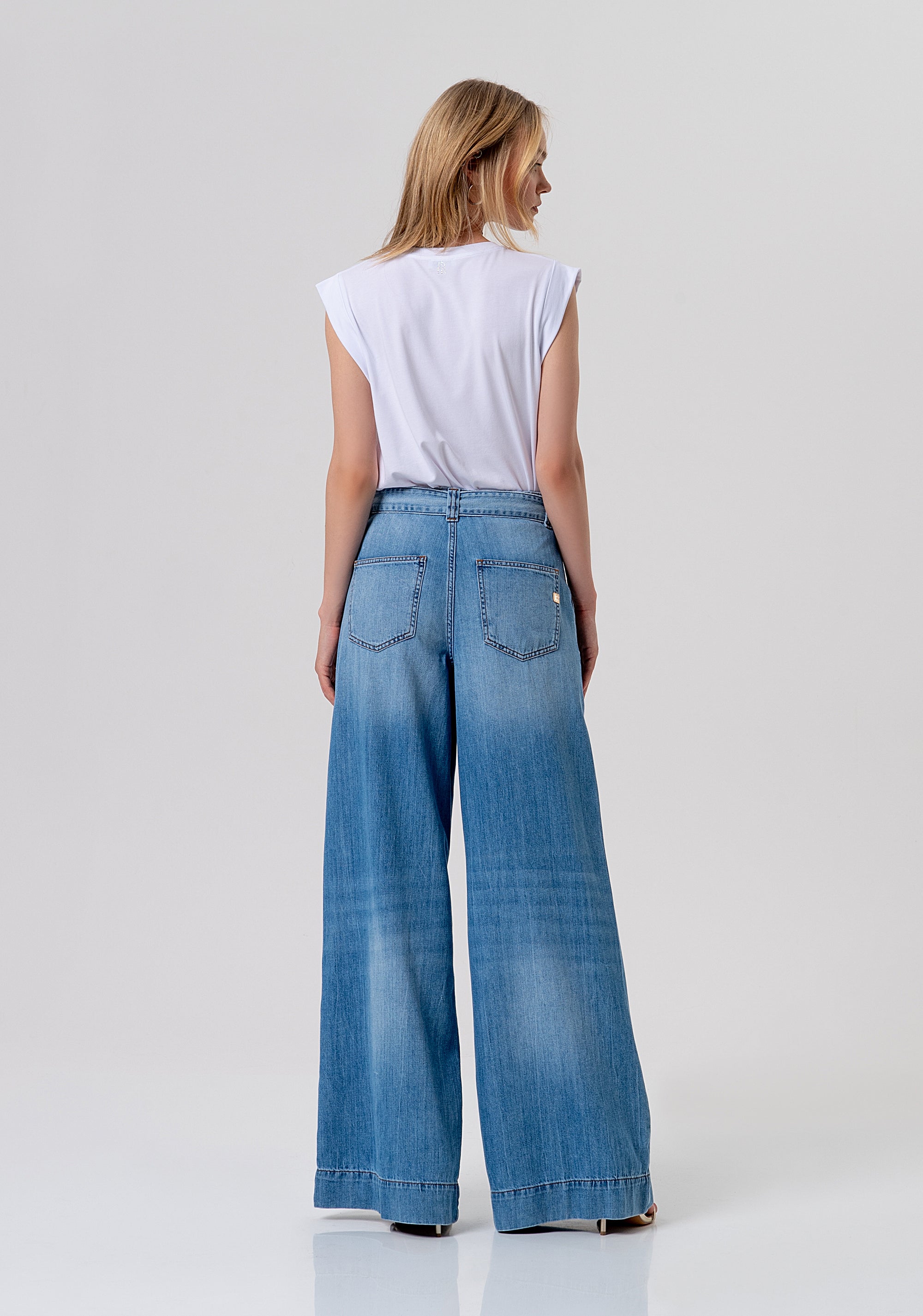 Palazzo pant flare made in denim with middle light wash Fracomina FR26SV3026D41902-258-3