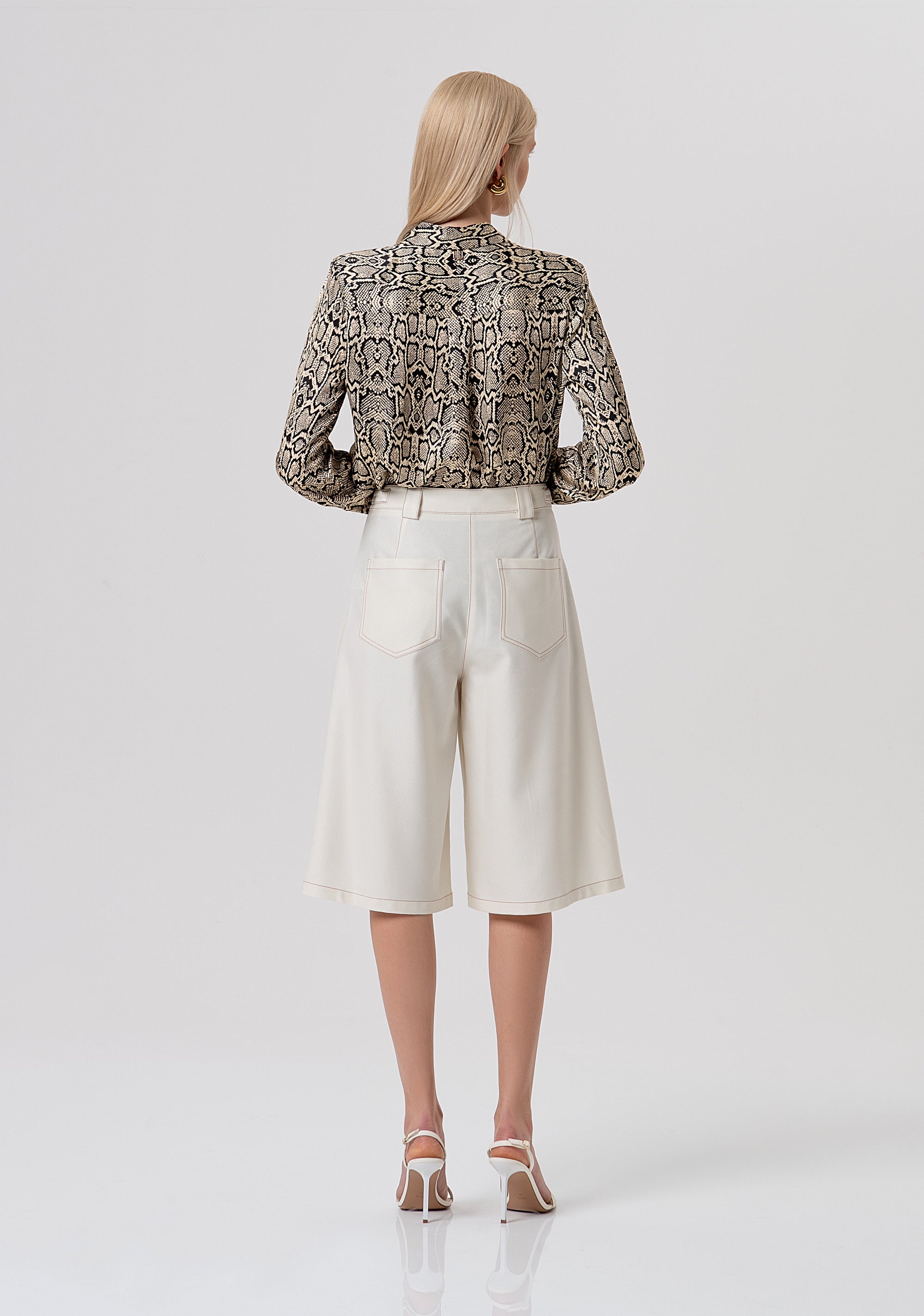 Bermuda flare with darts Fracomina FR26SV6006W49101-108-3