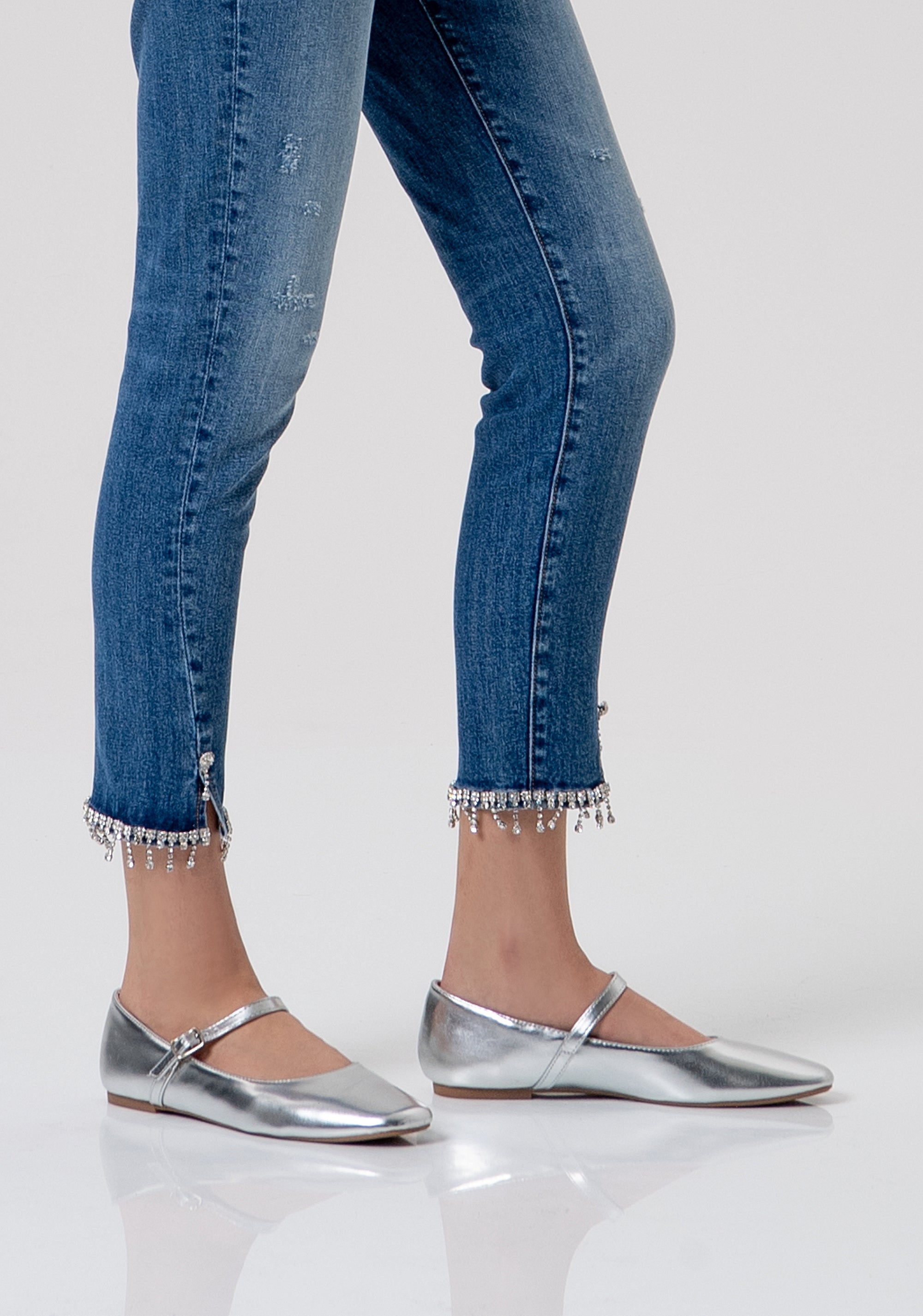 Jeans slim fit with push-up effect made in denim with middle wash Fracomina FR26SV9002D40102-A99-2