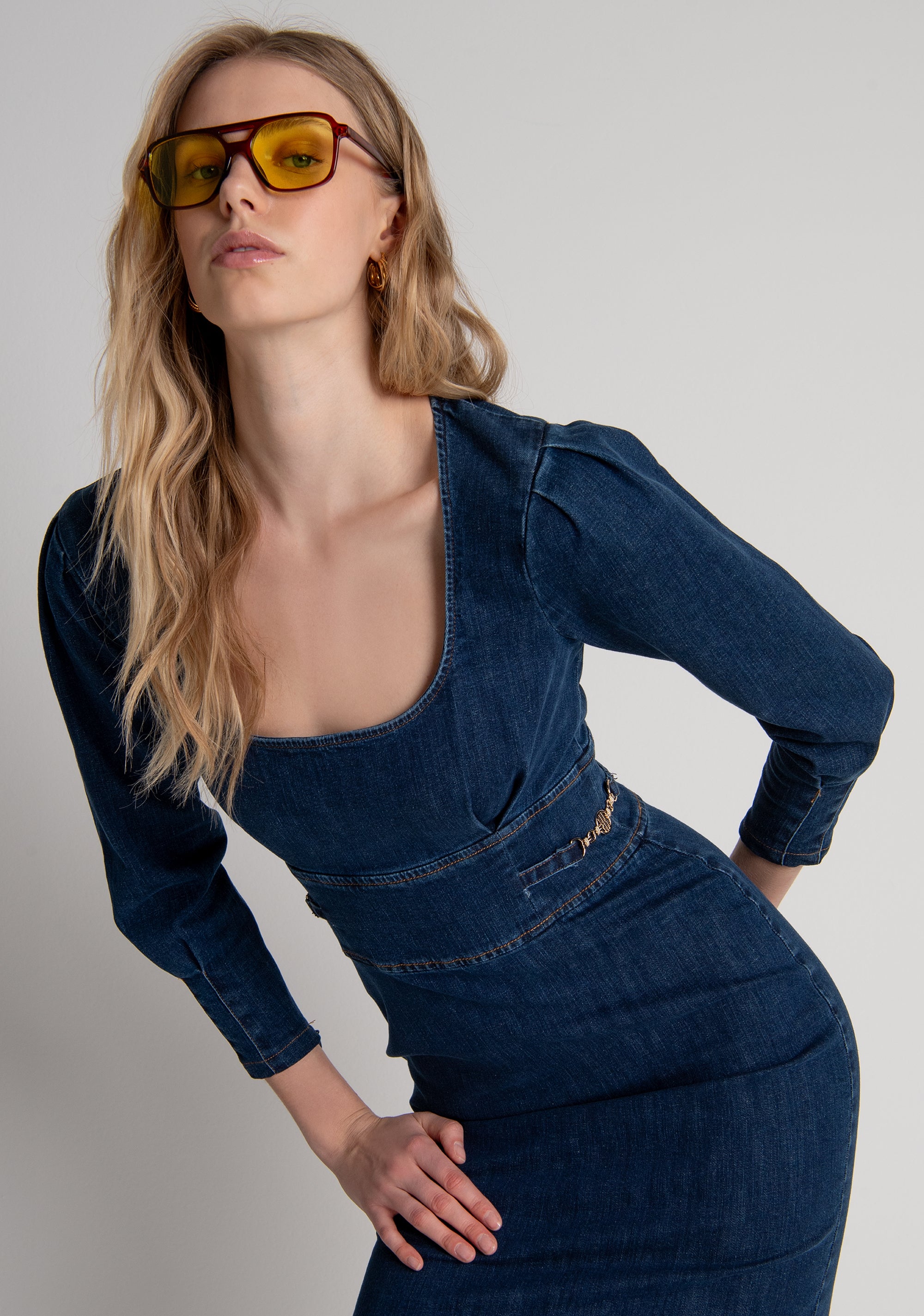 Dress slim fit middle length made in denim with middle wash Fracomina FR26WD4003D47602-987