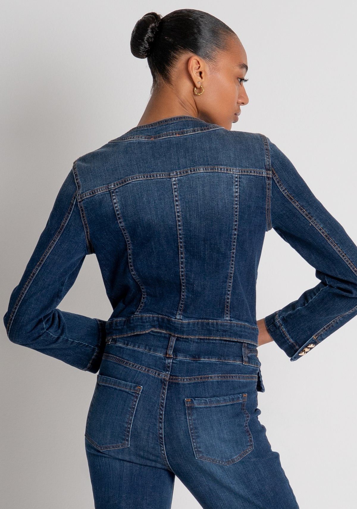 Jacket slim fit cropped made in denim with middle wash Fracomina FR26WJ4012D47602-987-4