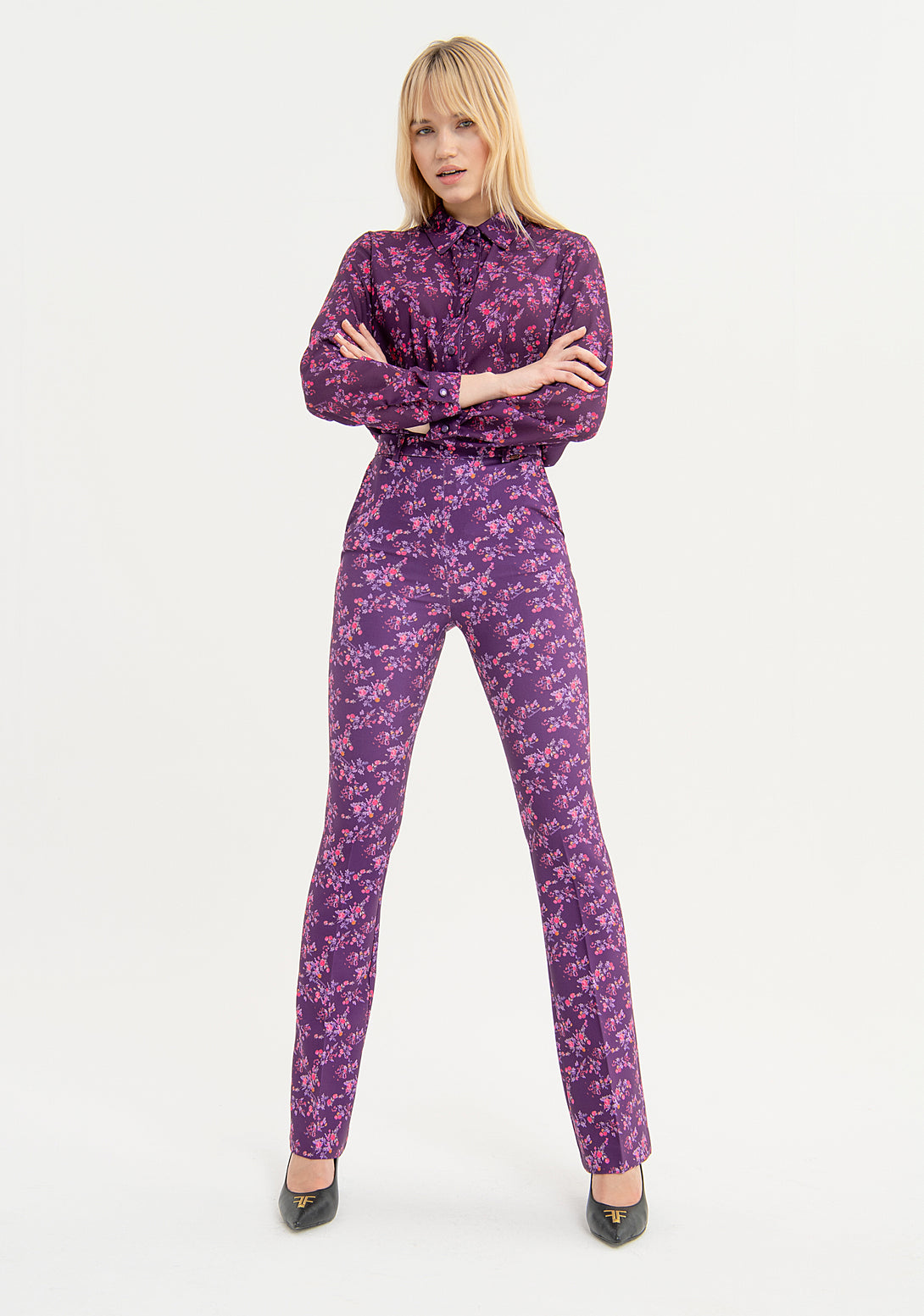 Pant bootcut with flowery pattern