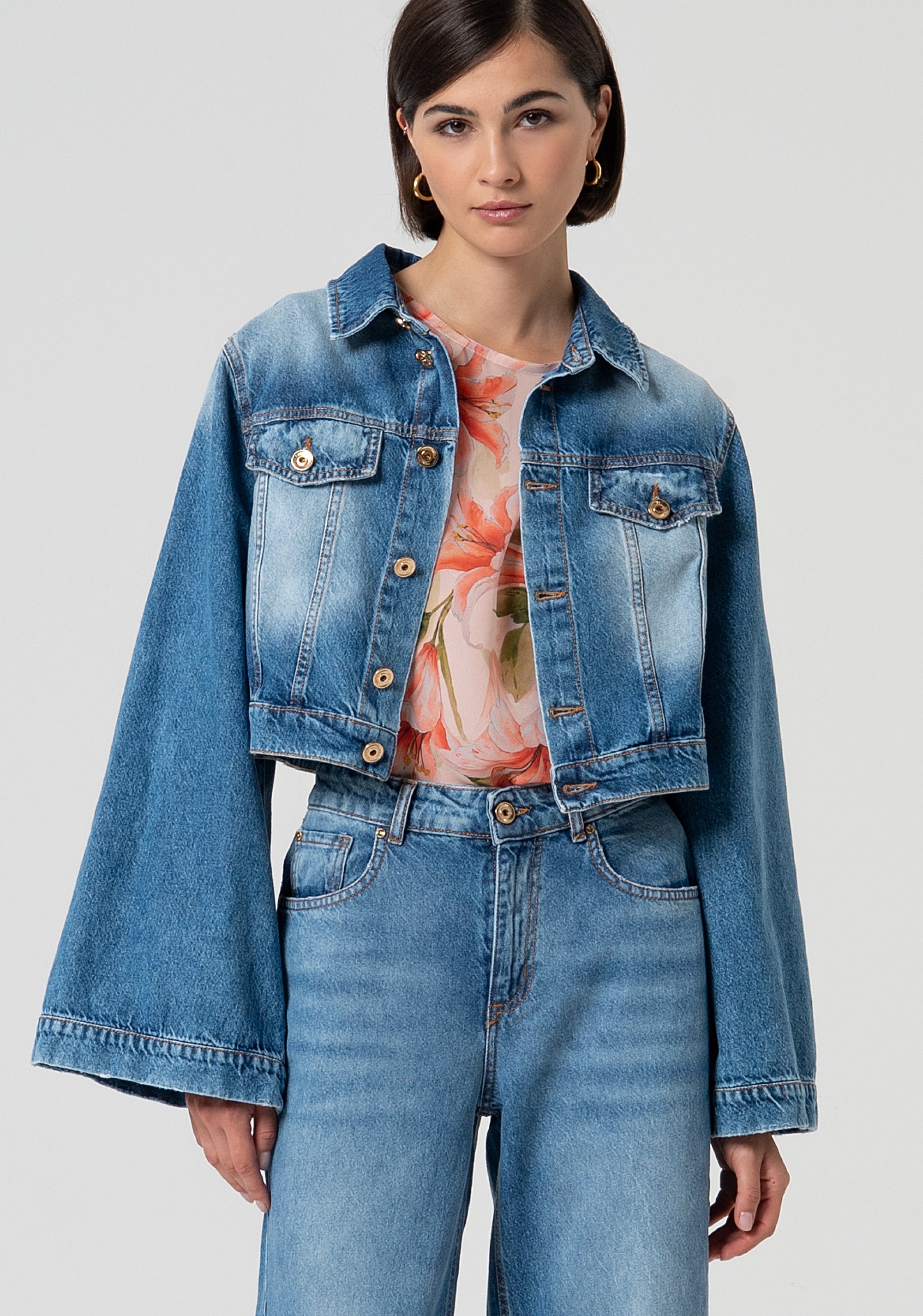 Jacket cropped made in denim with middle wash Fracomina FS25SJ4001D40093-365-1