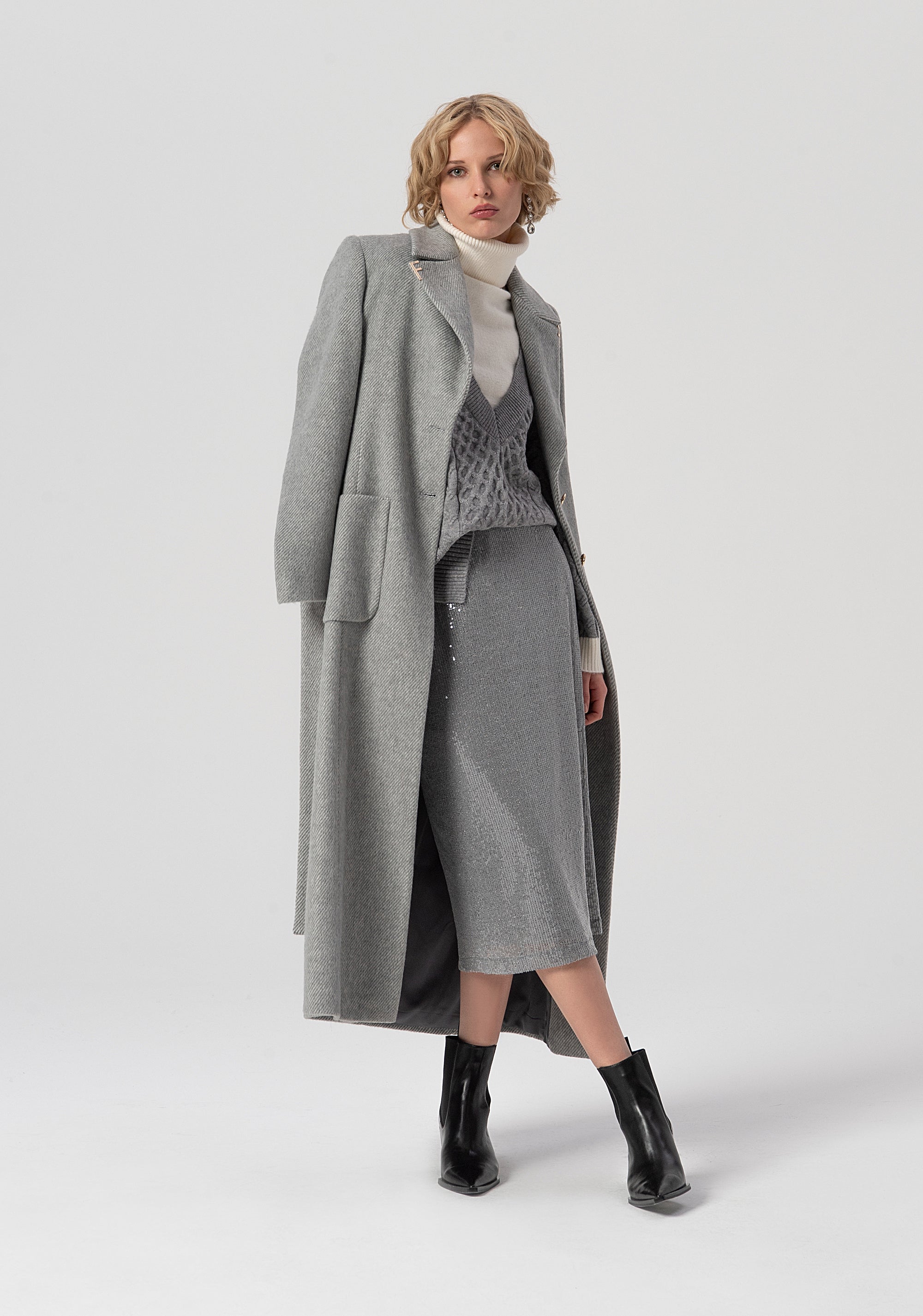 Long coat regular fit single breasted made in herringbone fabric with wool Fracomina FS25WC1011W819K3-156-4