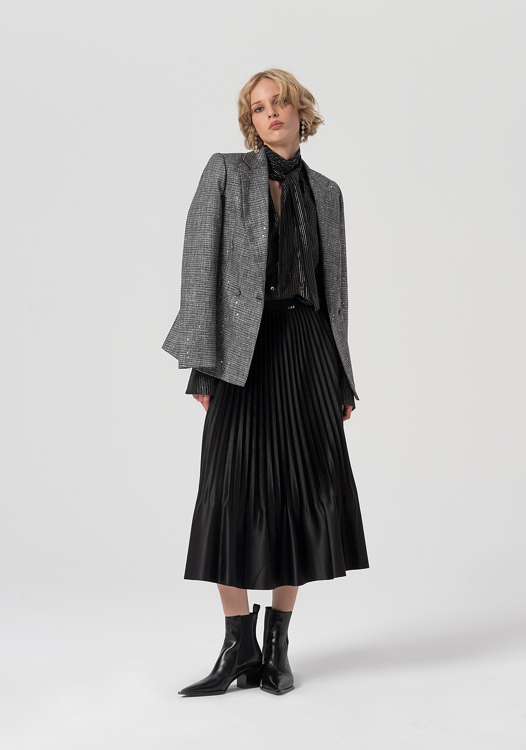 Skirt flared middle length made in satin with plissè effect Fracomina FS25WG2002W411F9-053-4