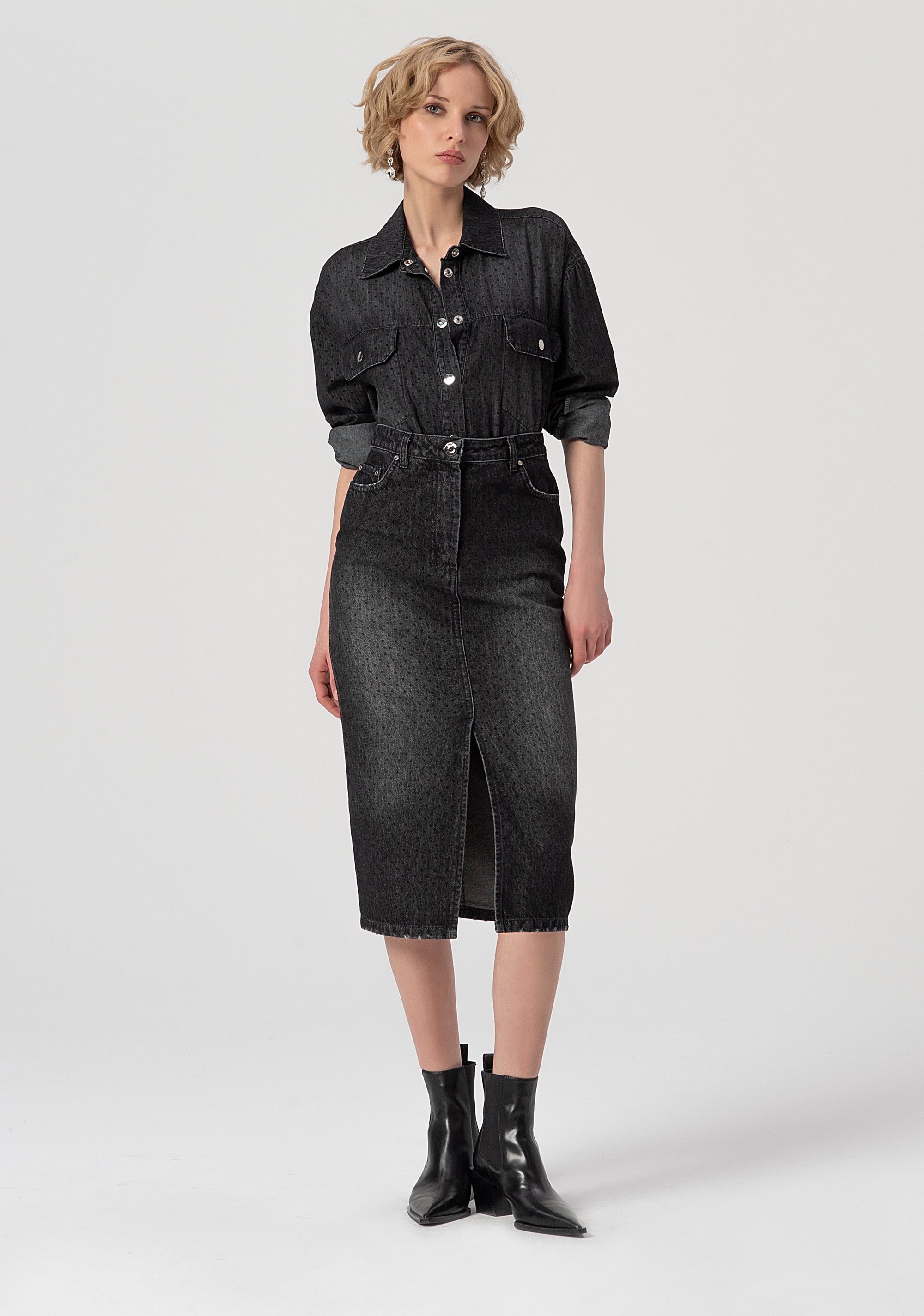 Skirt slim fit middle length made in black denim with middle wash Fracomina FS25WG5001D40001-553-1