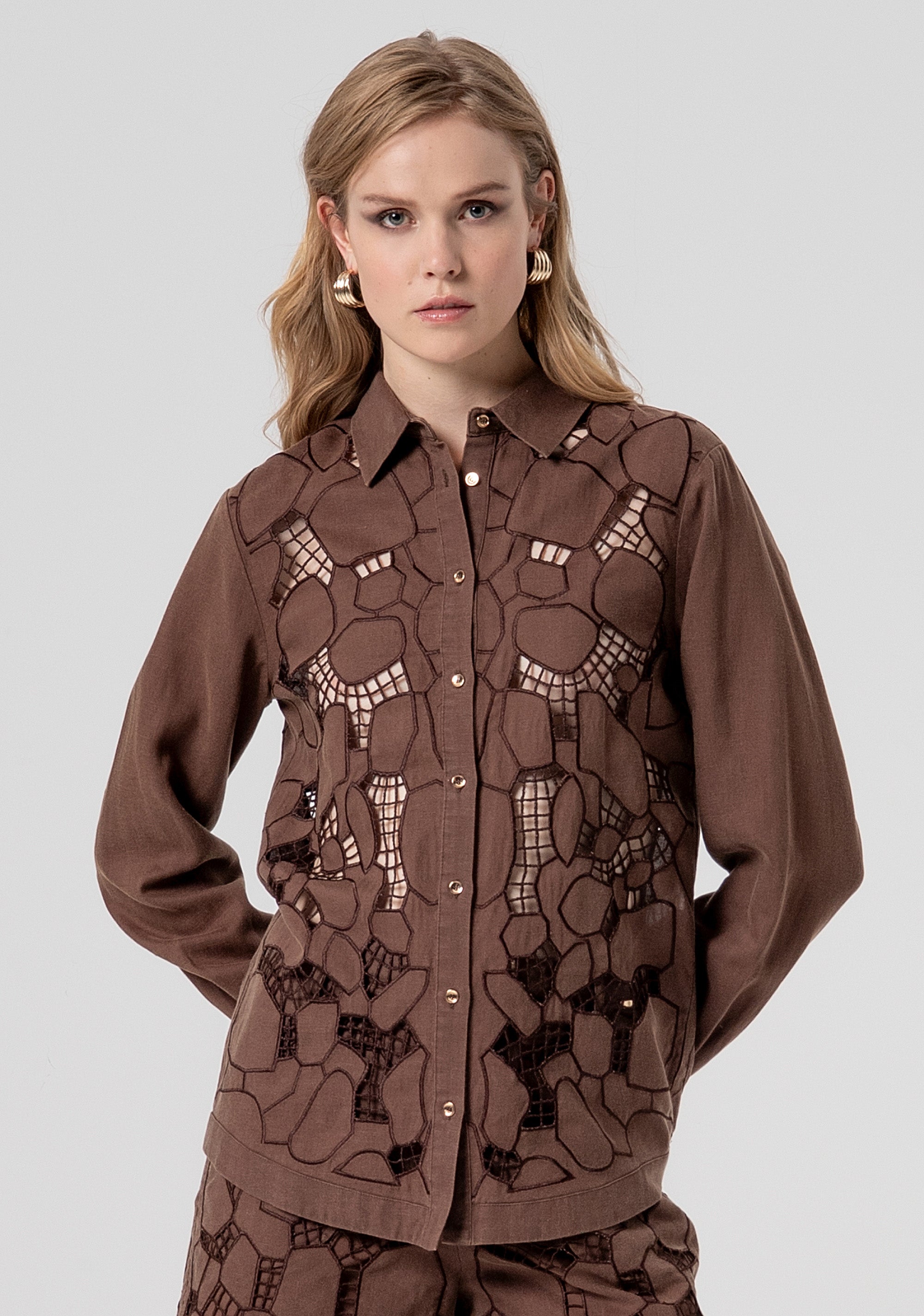 Shirt regular fit with embroideries made in tencel and linen Fracomina FS26ST6001W826E5-091-1
