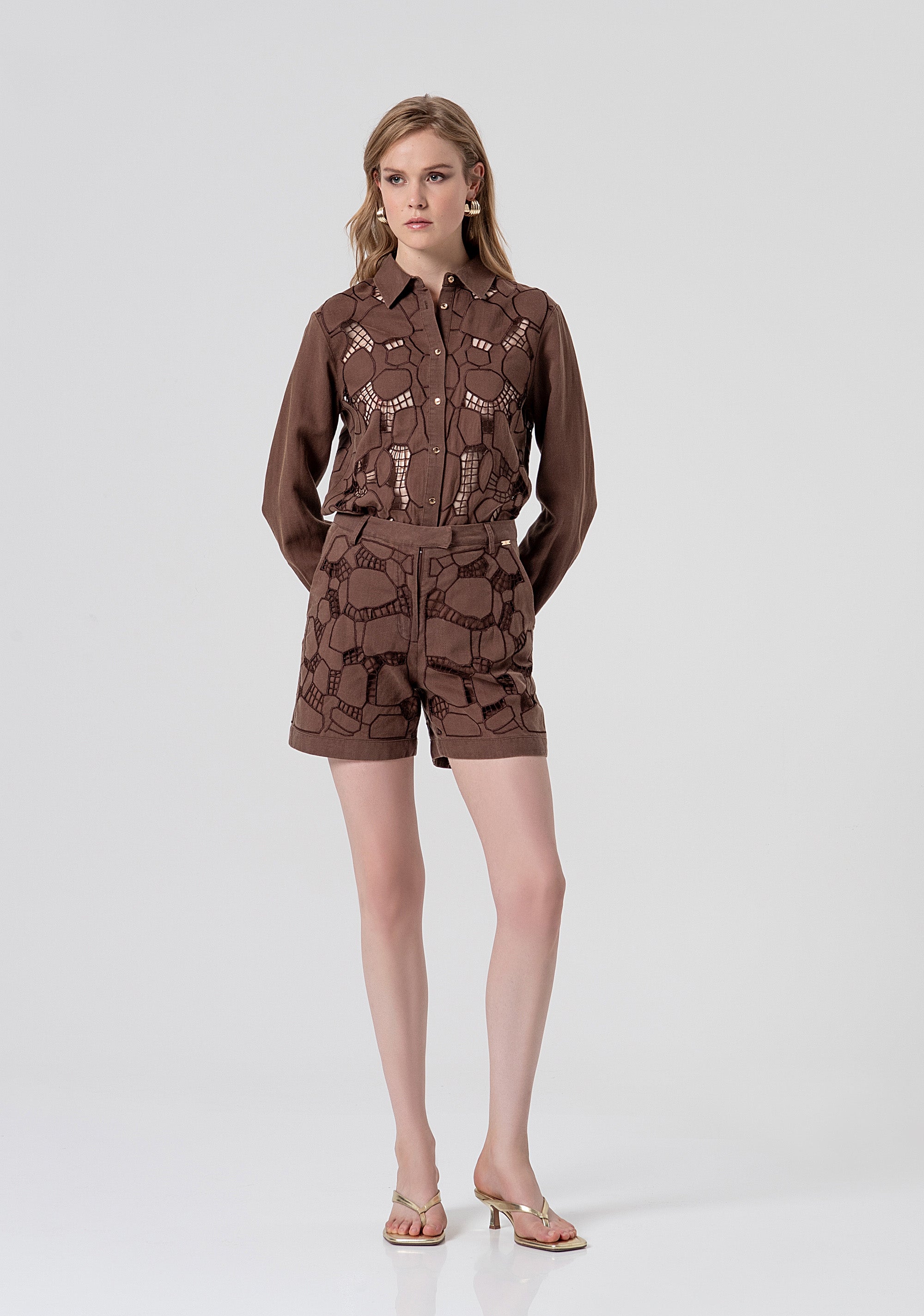 Short pant regular fit made in embroidered fabric Fracomina FS26SV6001W826E5-091