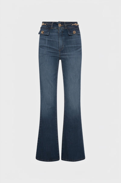 Bootcut jeans made in denim with middle wash