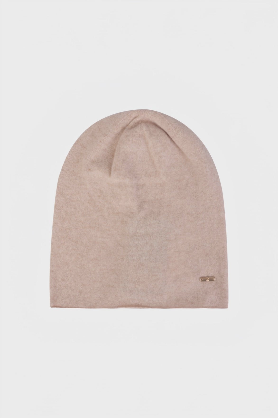 Knitted beanie hat made in wool