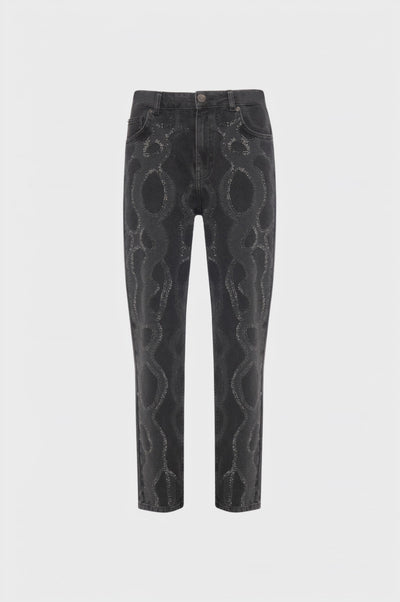 Jeans carrot mom fit made in black denim with strong wash