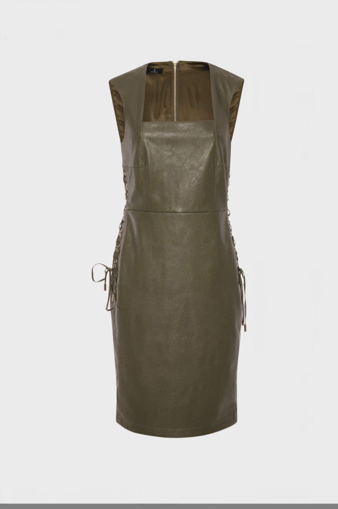 Sheath dress slim fit made in fake leather