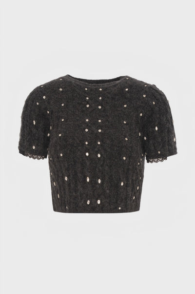 Knitwear cropped with cable stitch