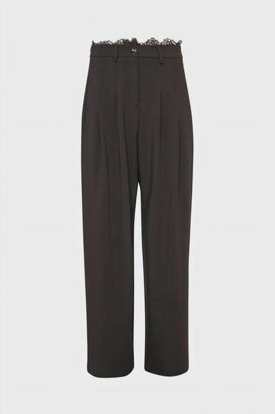 Carrot pant with lace details