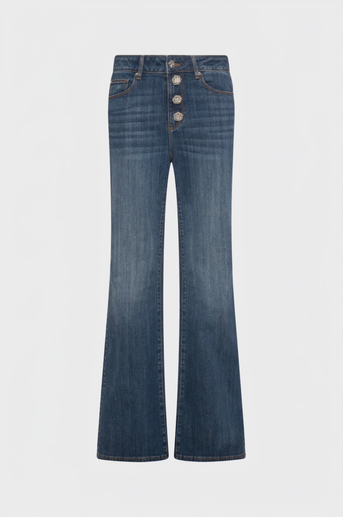 Bootcut jeans made in denim with middle wash