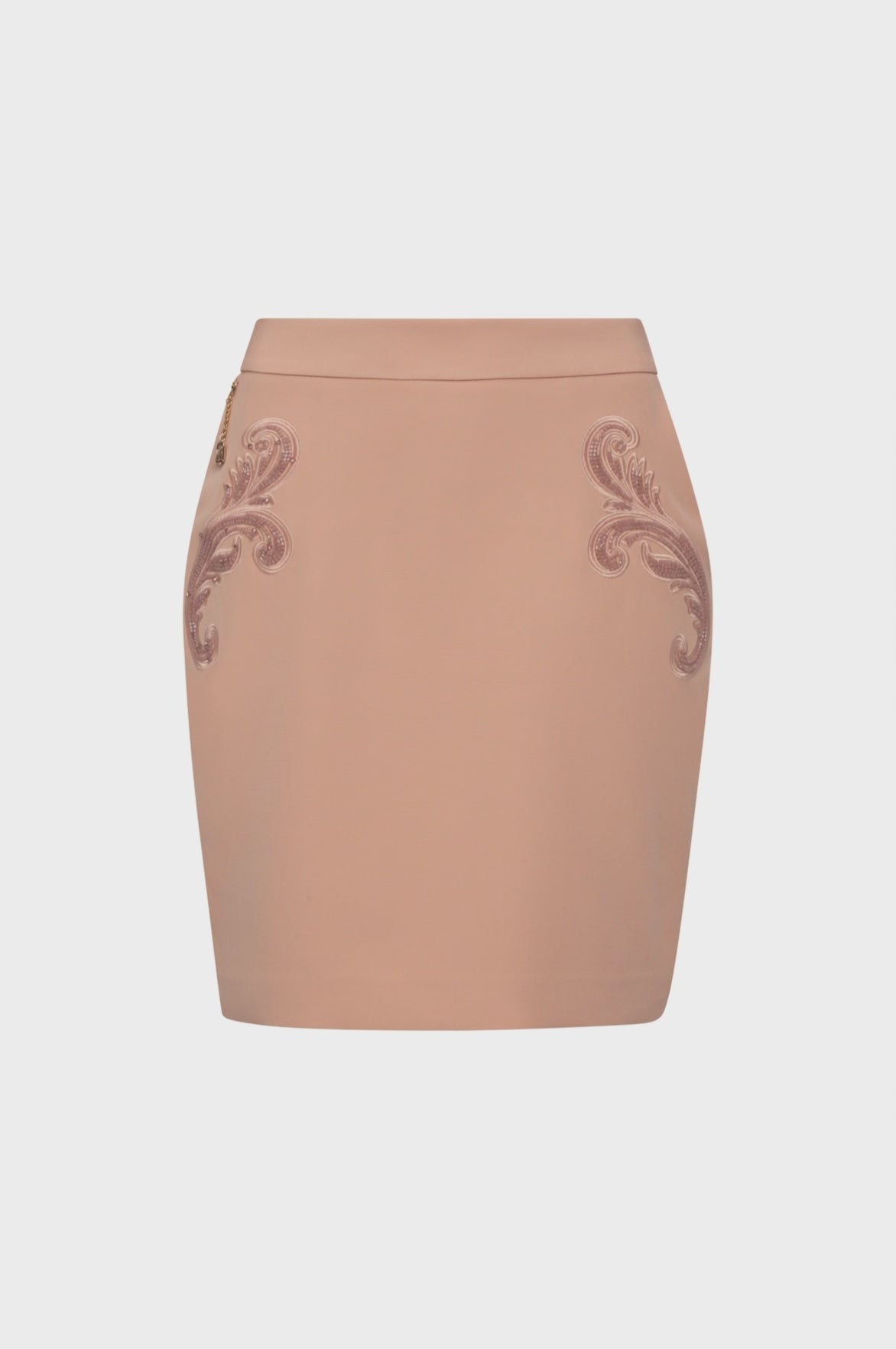 Short skirt slim fit