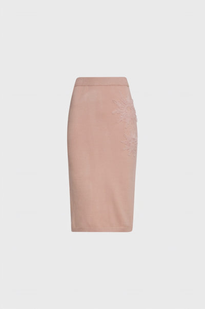 Knitted skirt slim fit middle length