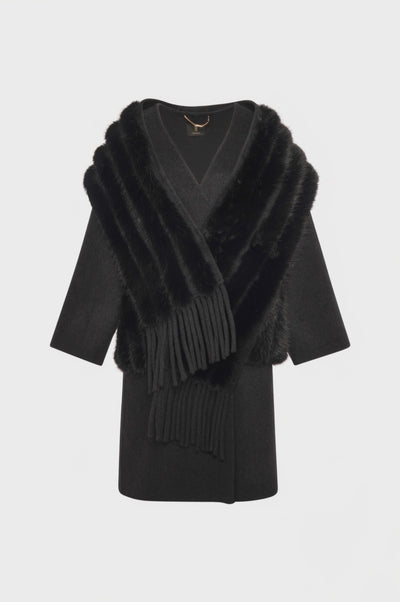 Long coat regular made in wool with fake fur details