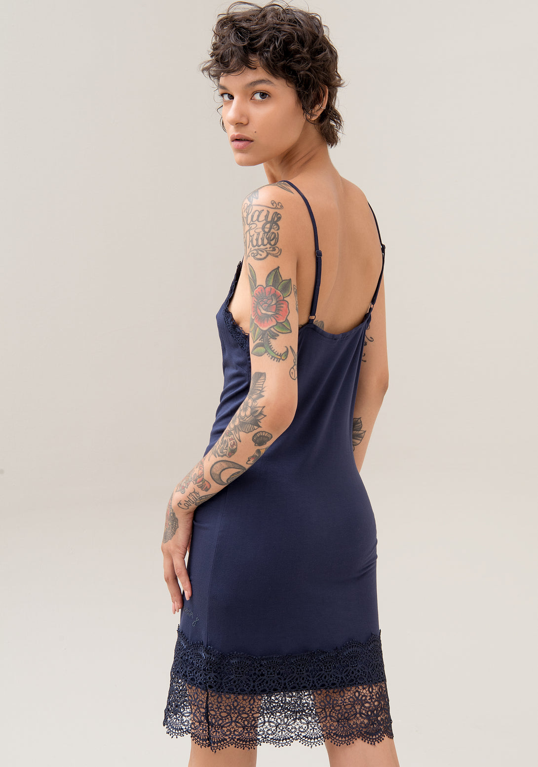 Slip dress regular and tight fit with lace details
