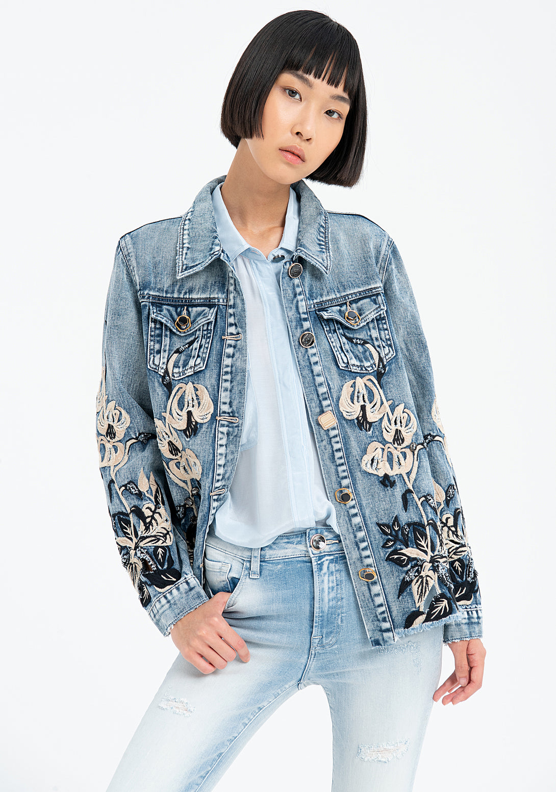 Jacket regular fit made in denim with 3D flowery embroideries