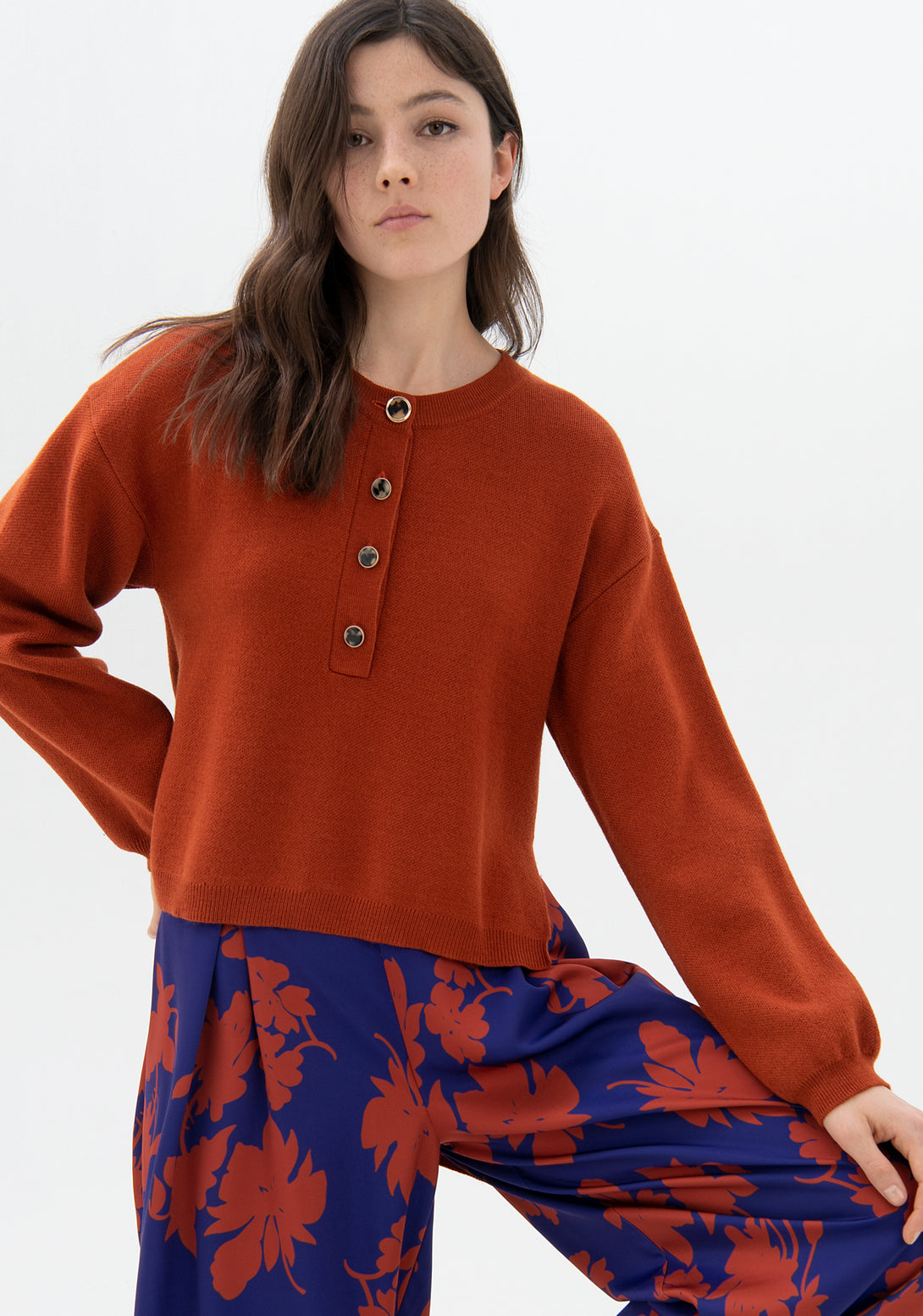 Knitwear regular fit with jewel buttons
