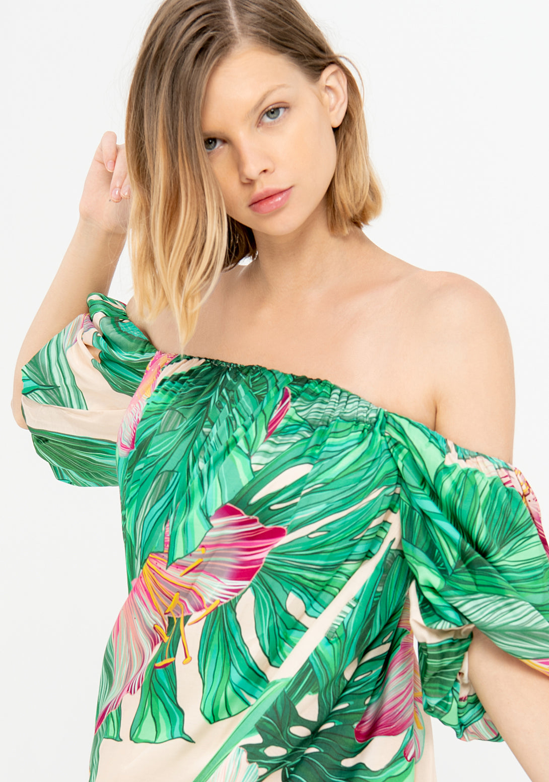 Mini dress A-shape with tropical pattern
