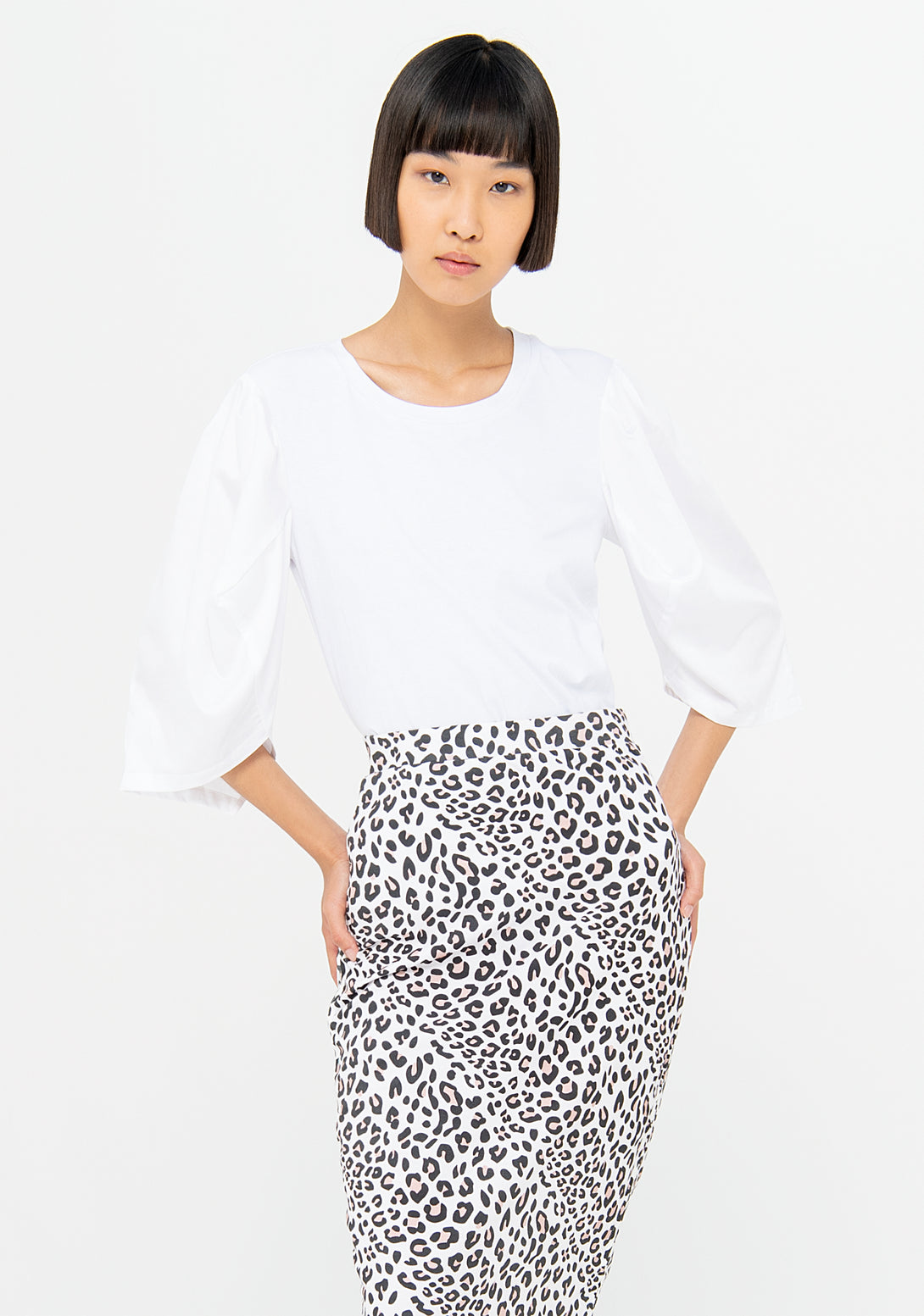 Long skirt slim fit made in jersey with animalier pattern