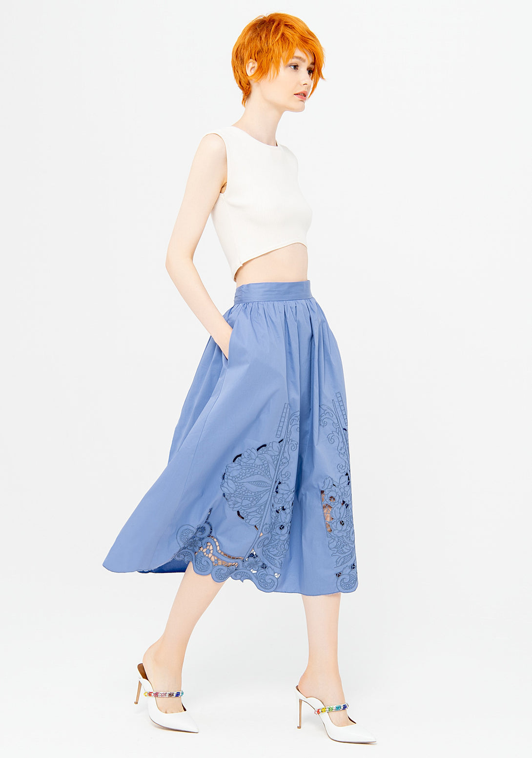 Skirt wide fit made in cotton with embroidery
