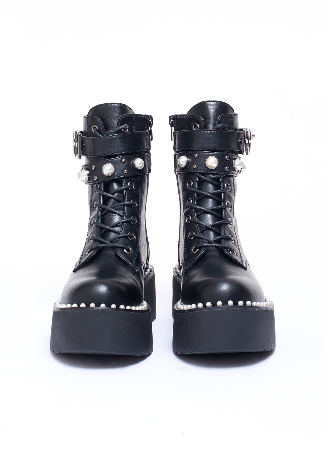 Combat boots made in eco leather with pearls