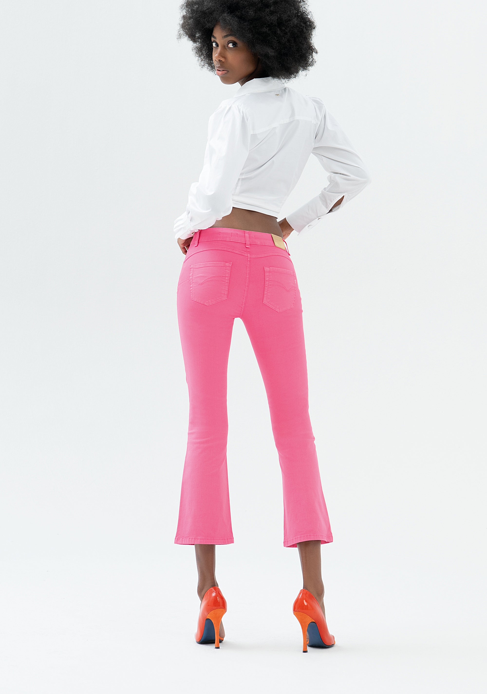 Jeans Bella flare cropped made with a sophisticated and coloured stretch denim Fracomina FP000V8030W40101-226_2