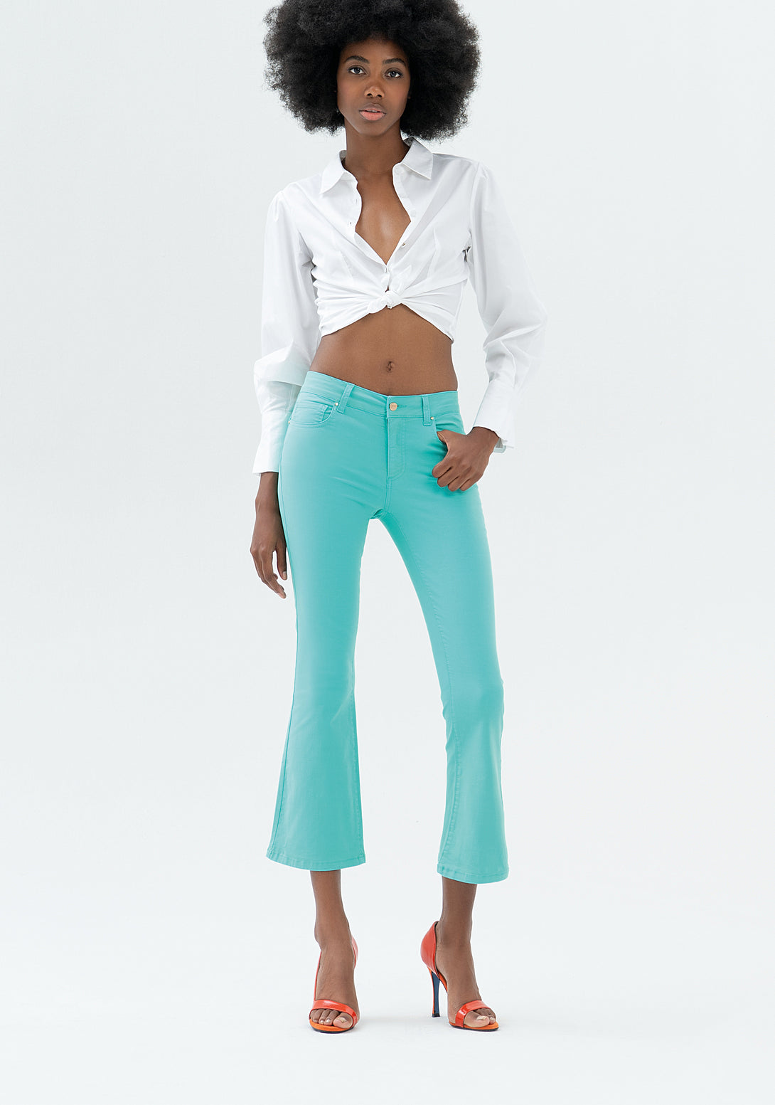 Jeans Bella flare cropped made with a sophisticated and coloured stretch denim Fracomina FP000V8030W40101-436