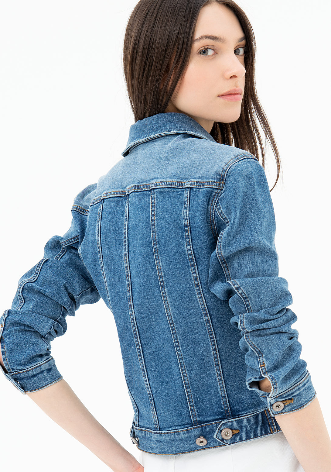 Jacket regular fit made in stretch denim with middle wash