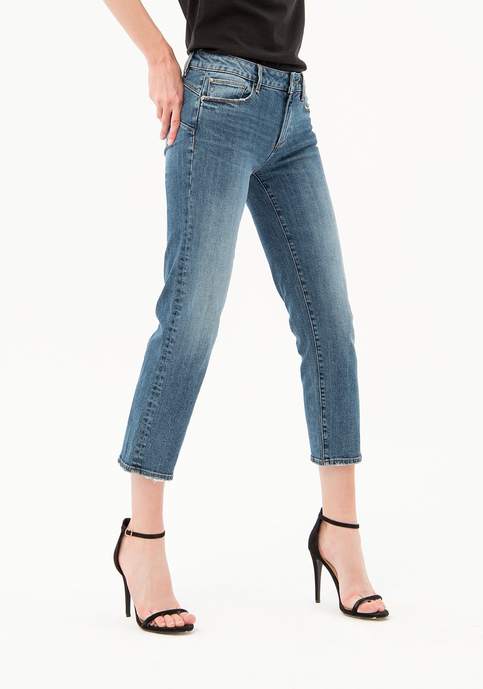 Jeans cropped fit made in denim with middle wash Fracomina FP21SP5047D40102_2